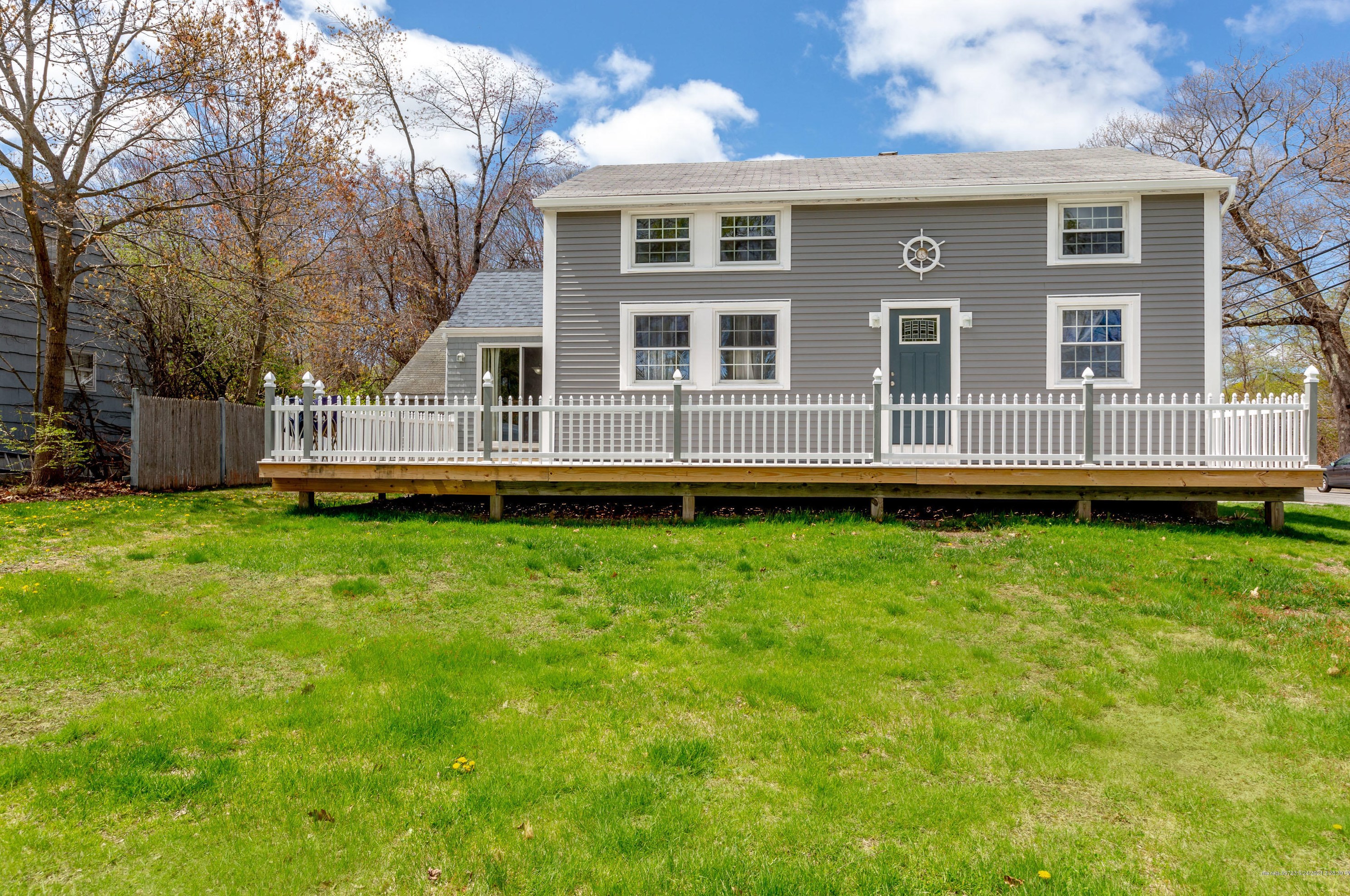 2 Wadsworth Rd, Mere Point, ME 04011