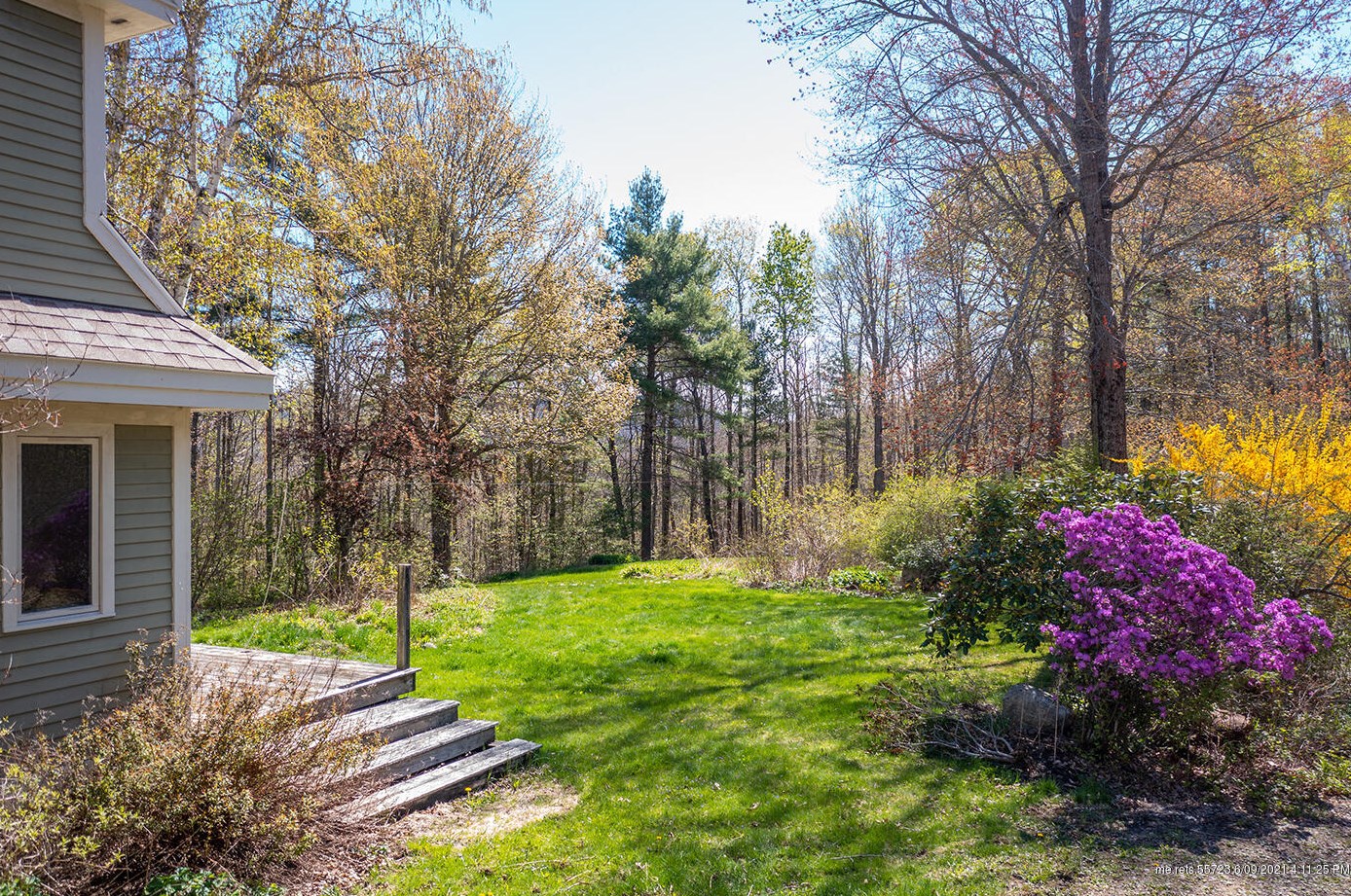 305 Howe Hill Rd, Camden, ME 04843