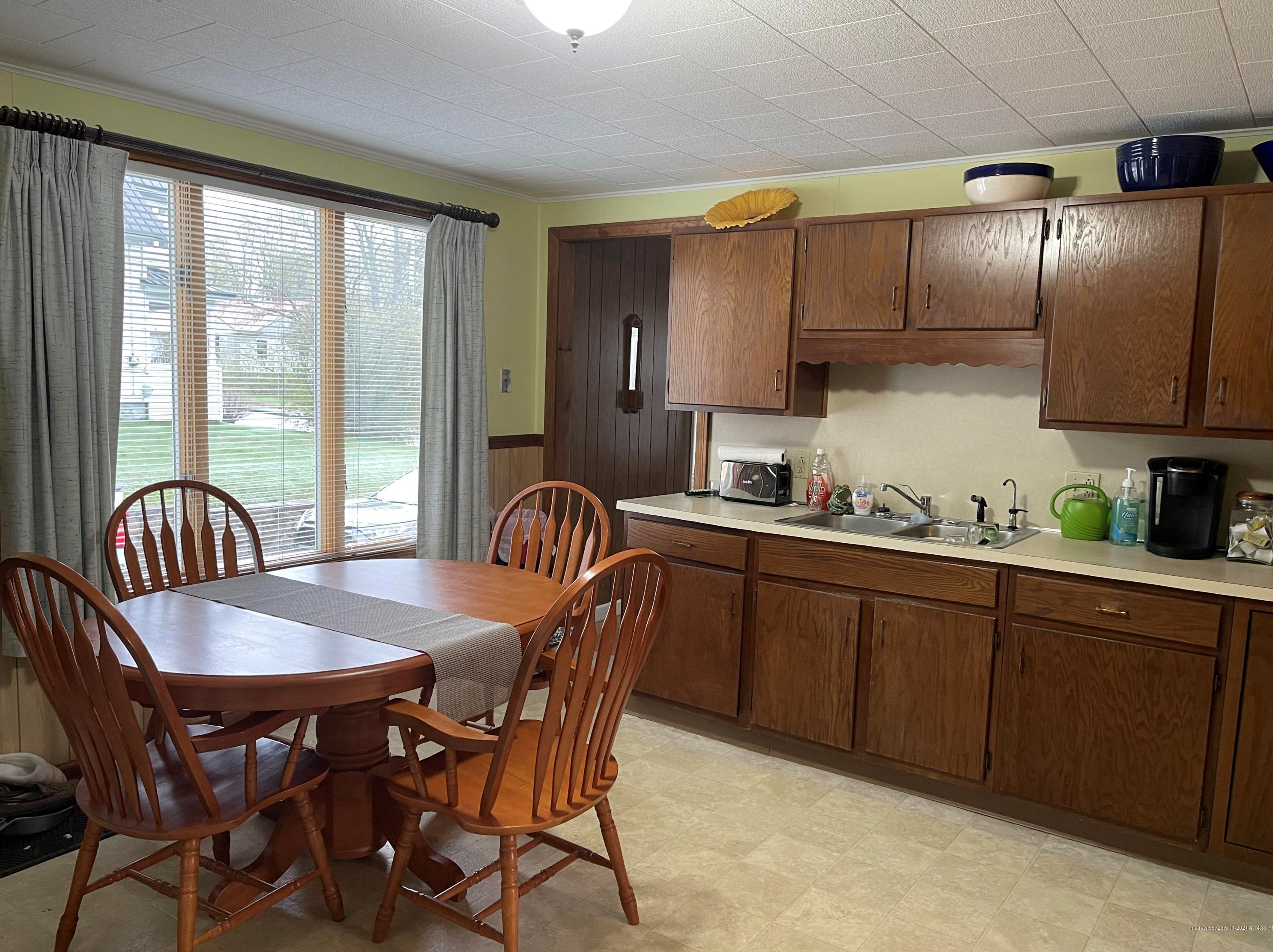 91 Harlow Hill Rd, Mexico, ME 04257