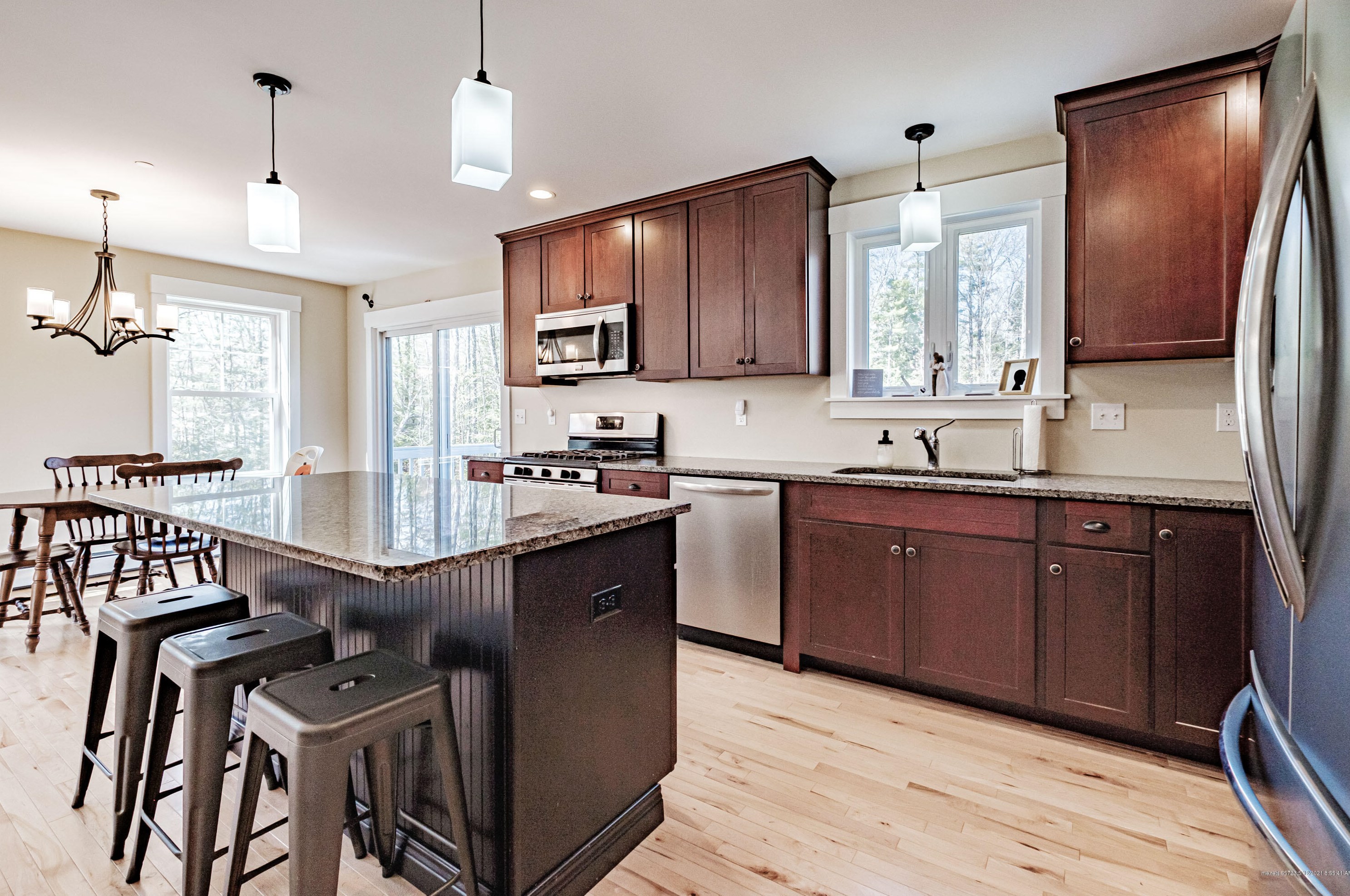 71 Whitney Rd, Cumberland, ME 04021