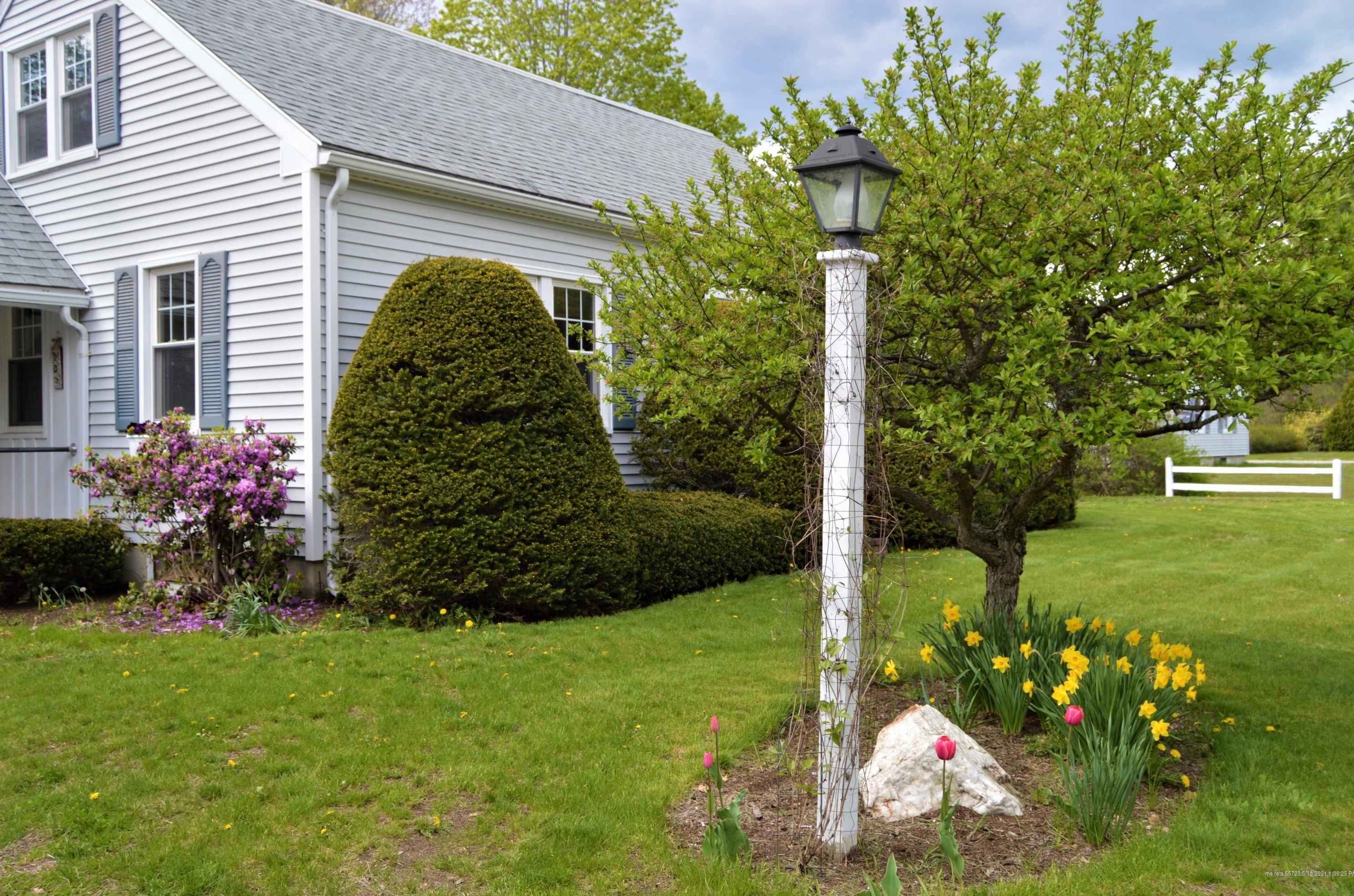 4 Marion Ave, Gray, ME 04039