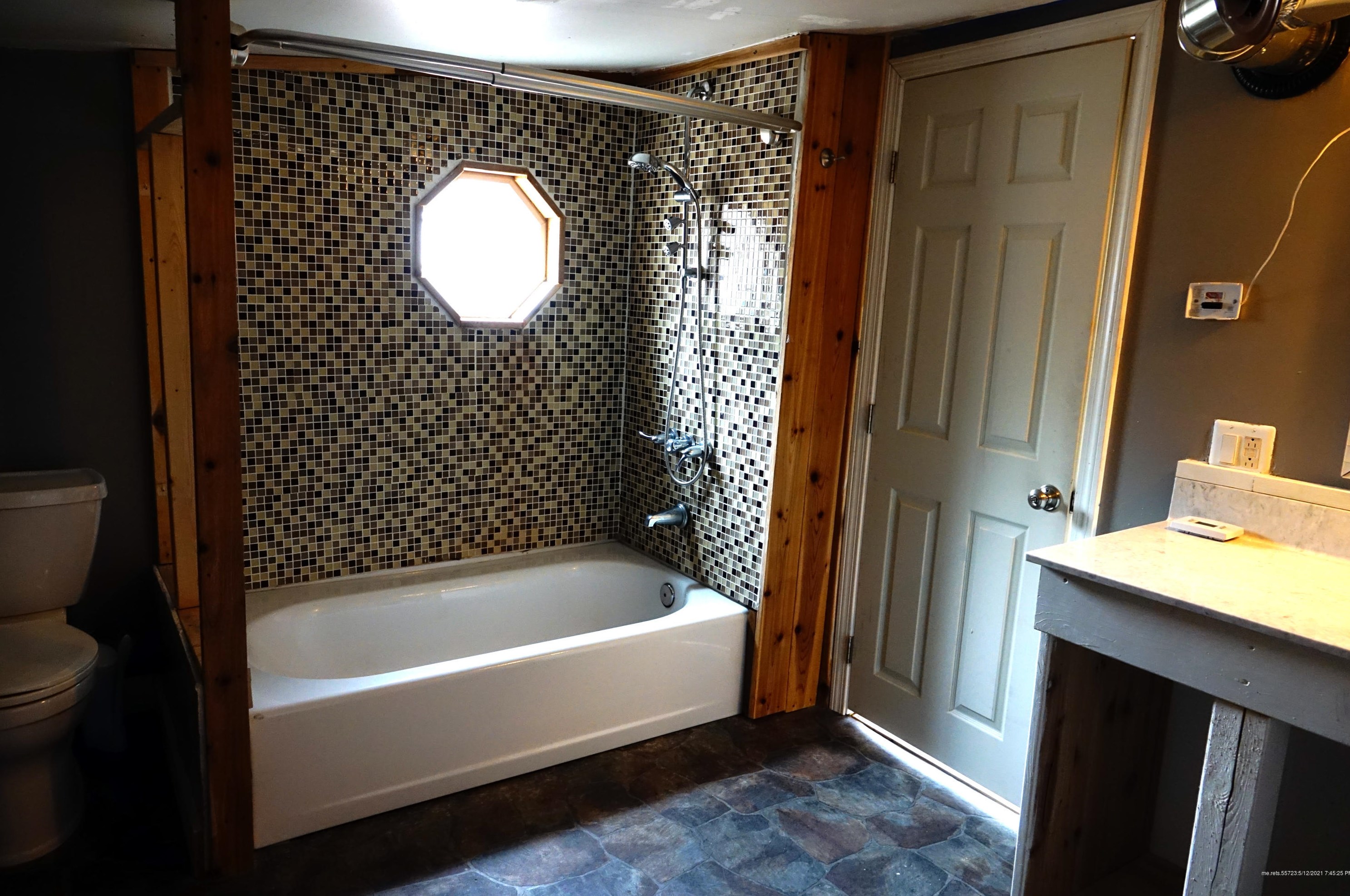 5 Cox St, Portland ME  04106-2635 exterior