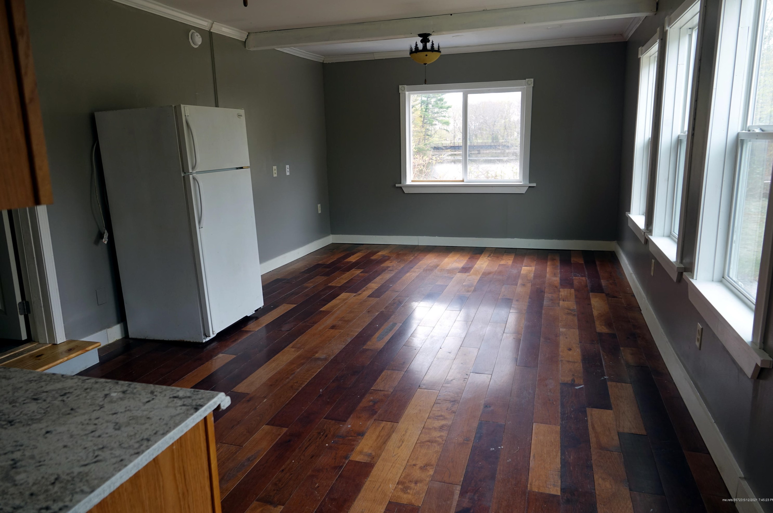 5 Cox St, Portland ME  04106-2635 exterior