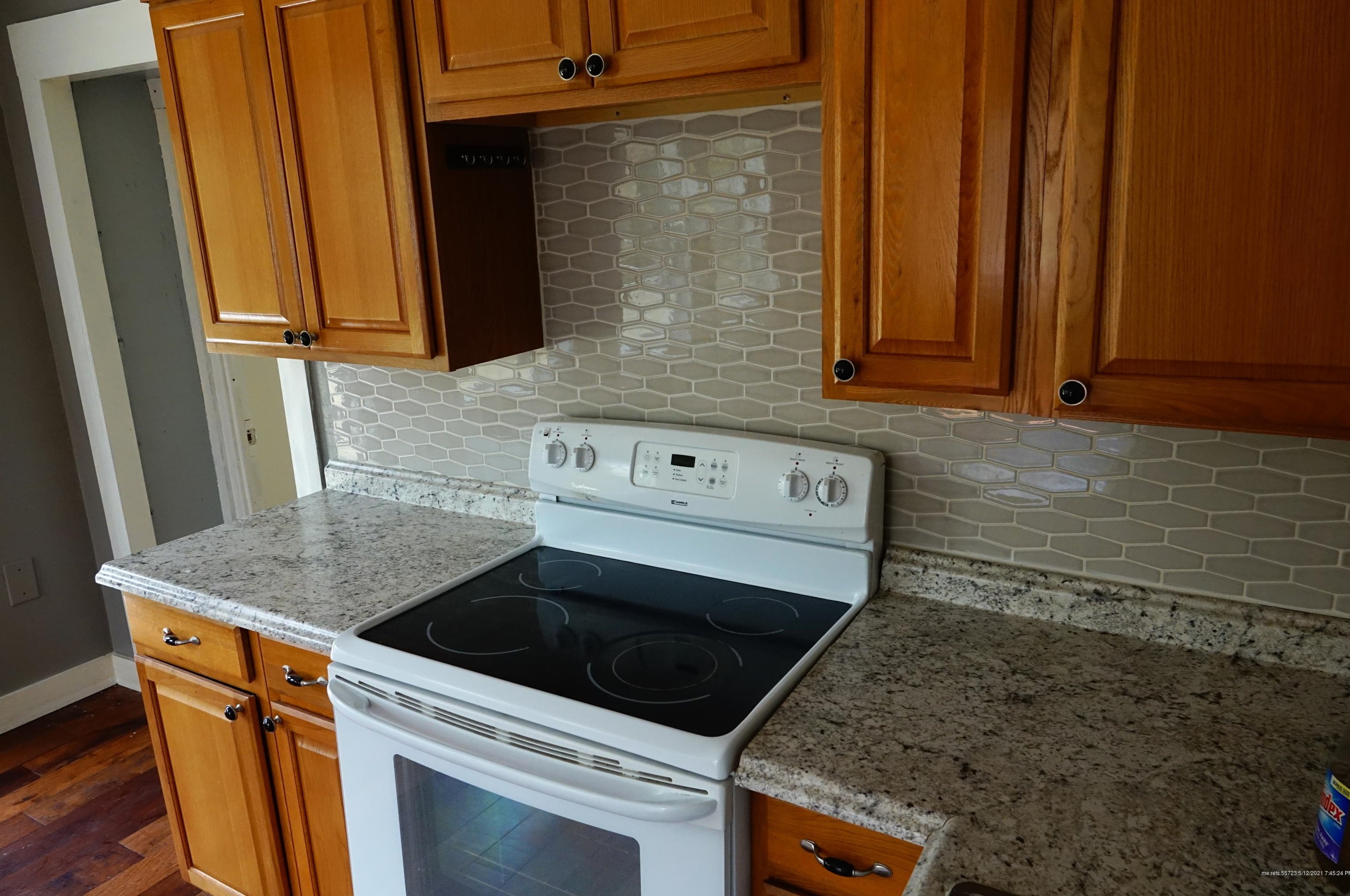 5 Cox St, Portland ME  04106-2635 exterior