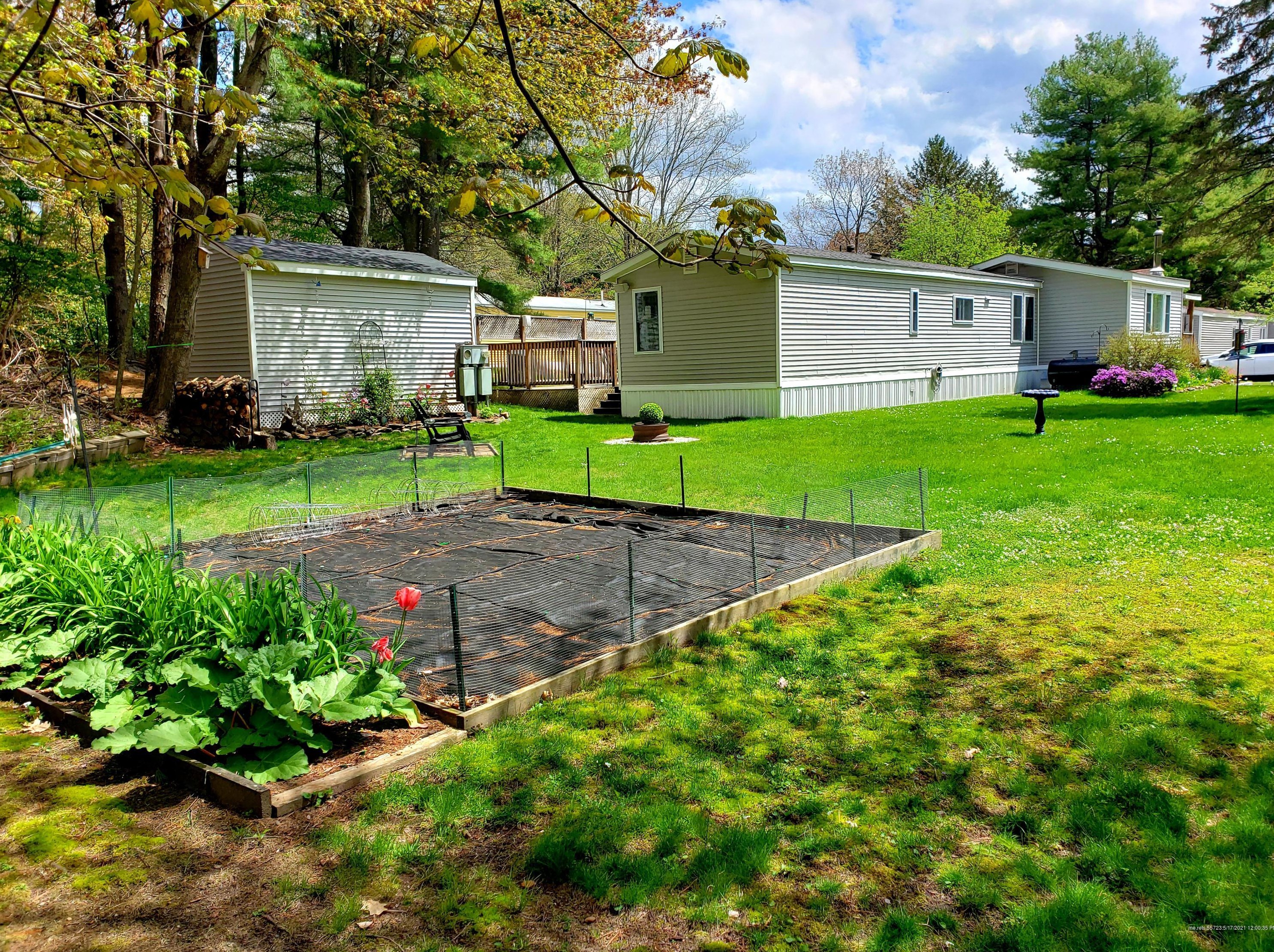 11 Dode Dr, Saco ME  04072-9657 exterior