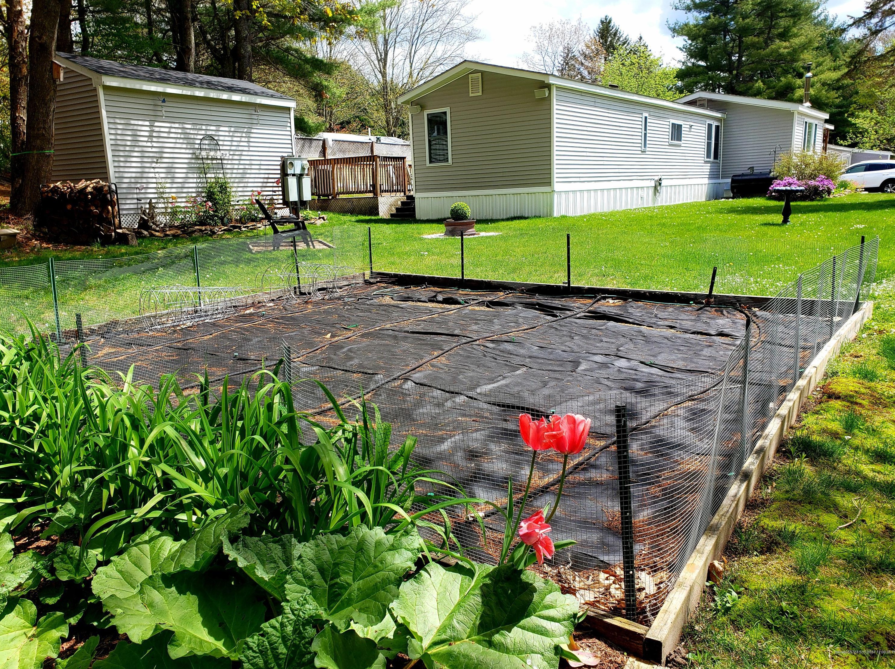 11 Dode Dr, Saco ME  04072-9657 exterior