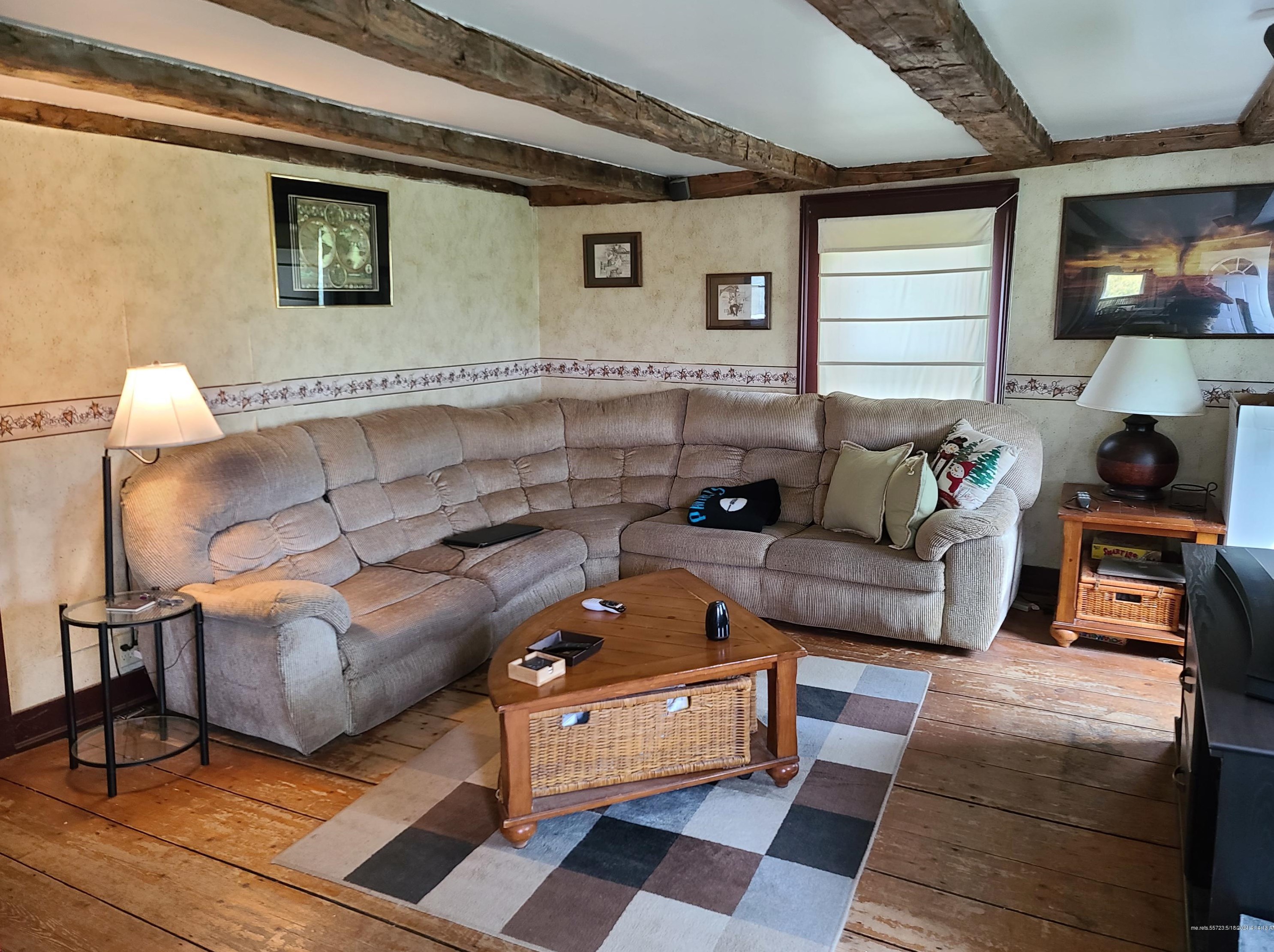 847 Lebanon Rd, Winterport, ME 04496