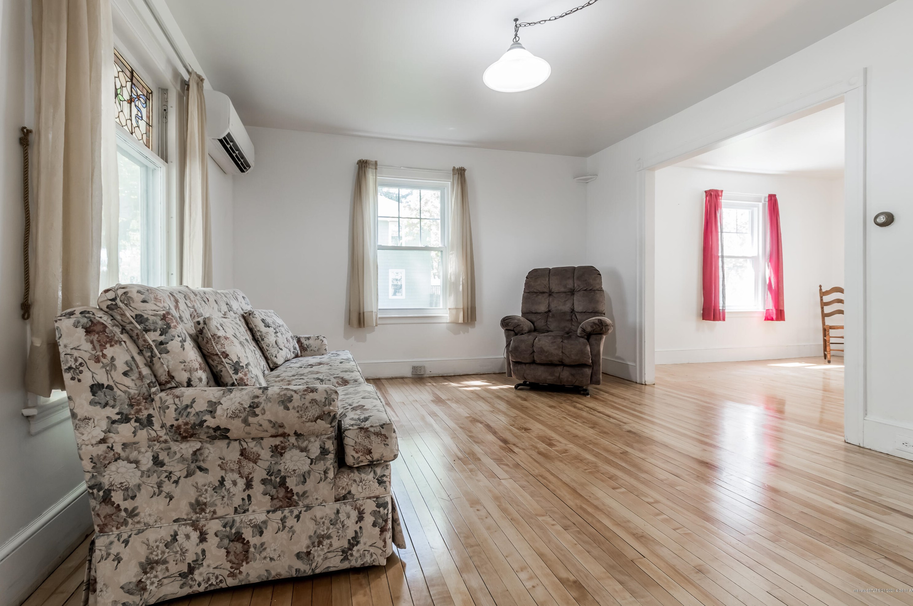 27 Middle St, Westbrook ME  04092-3346 exterior