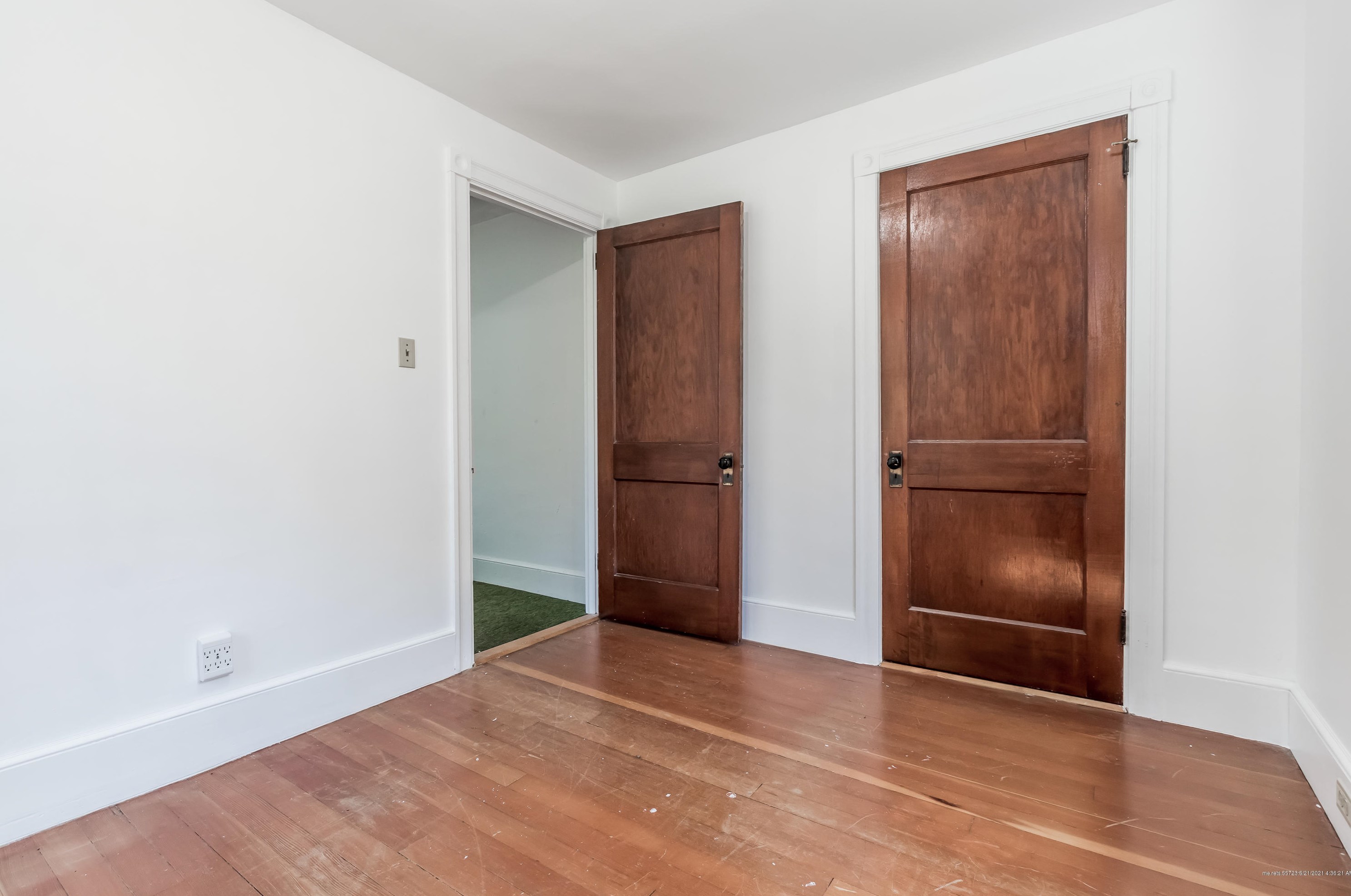 27 Middle St, Westbrook ME  04092-3346 exterior