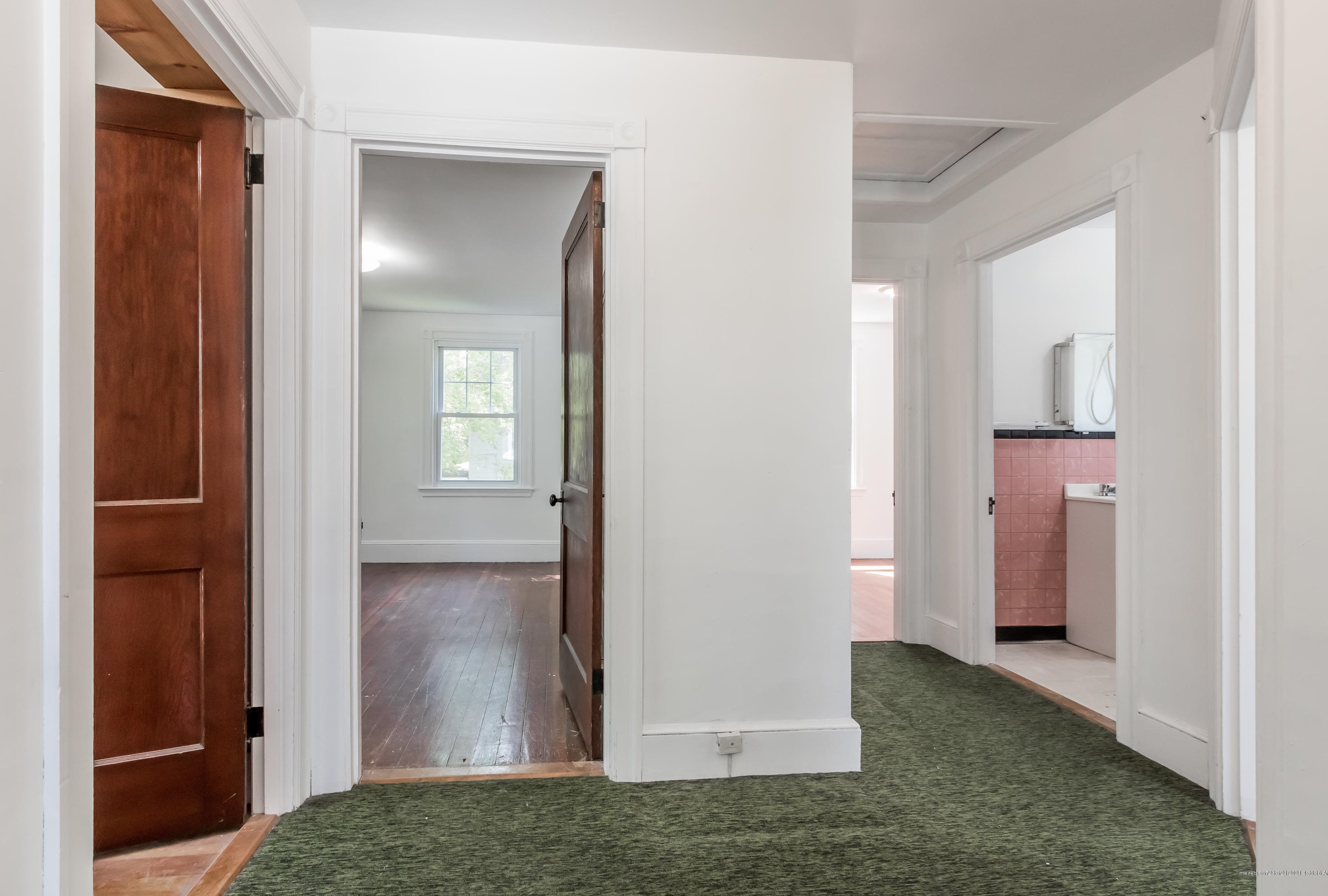 27 Middle St, Westbrook ME  04092-3346 exterior