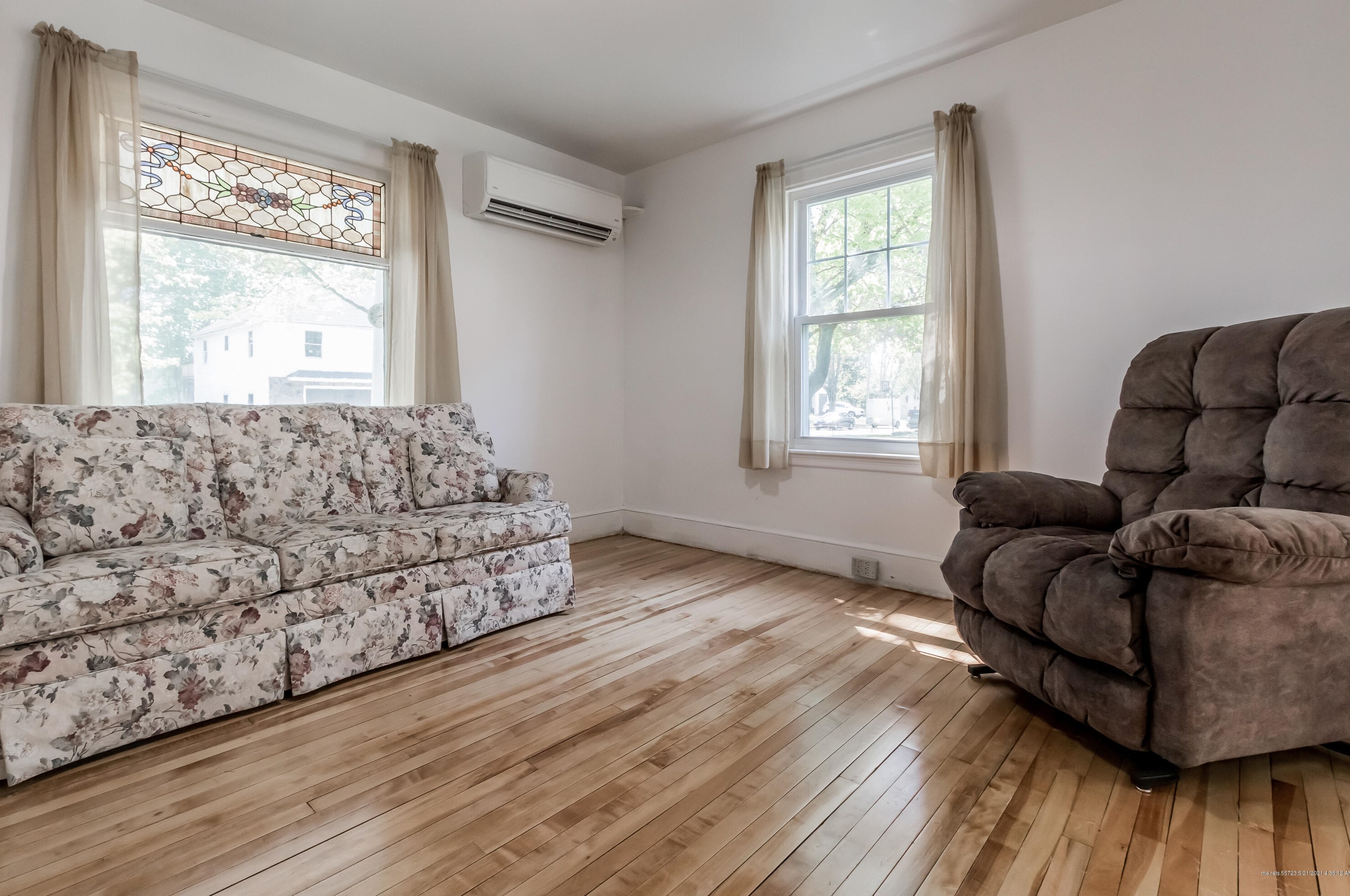 27 Middle St, Westbrook ME  04092-3346 exterior