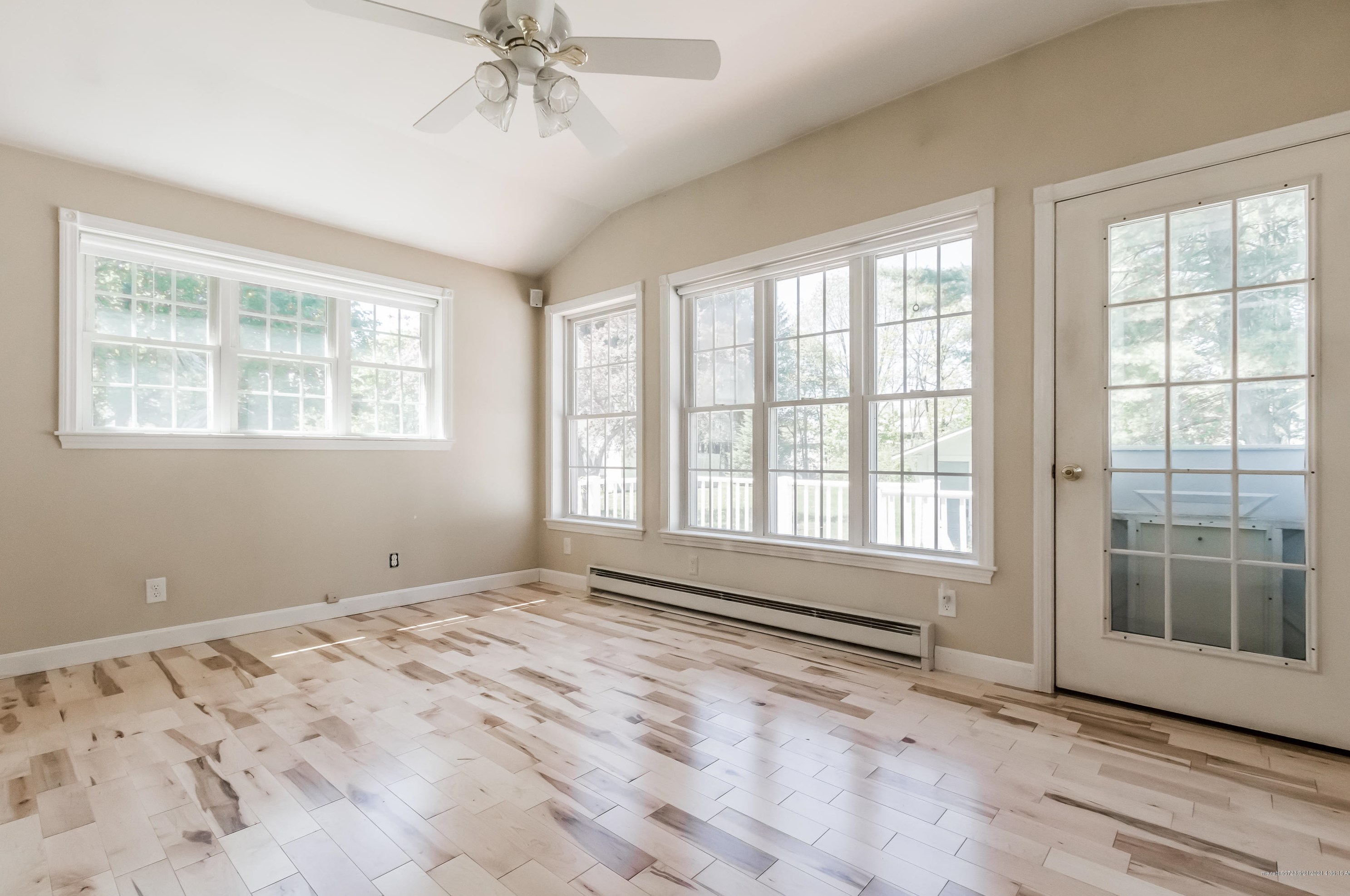 27 Middle St, Westbrook ME  04092-3346 exterior