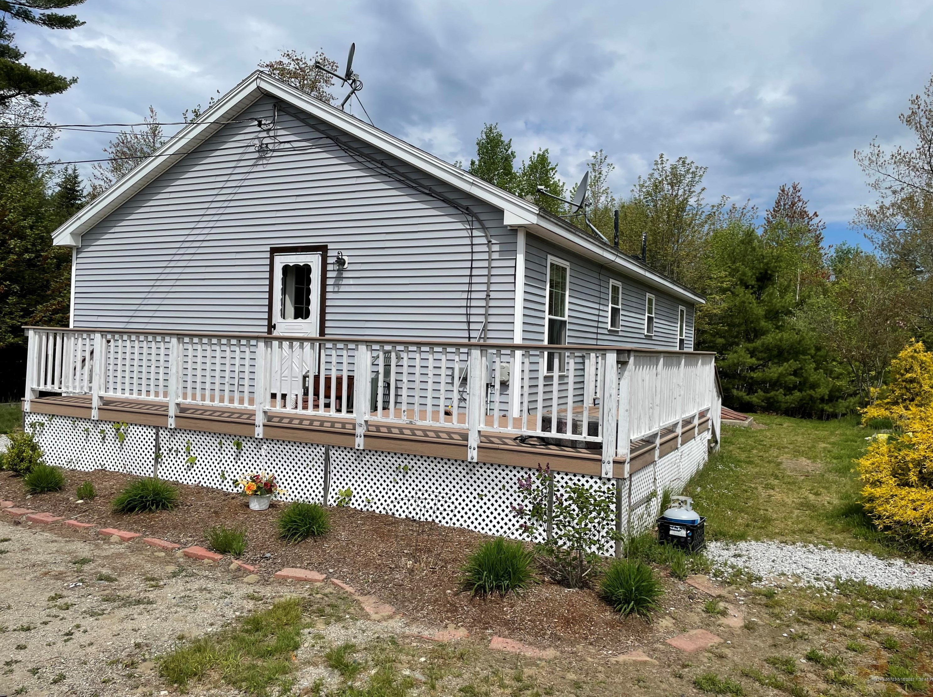 55 Crabtree Cir, Hancock, ME 04640