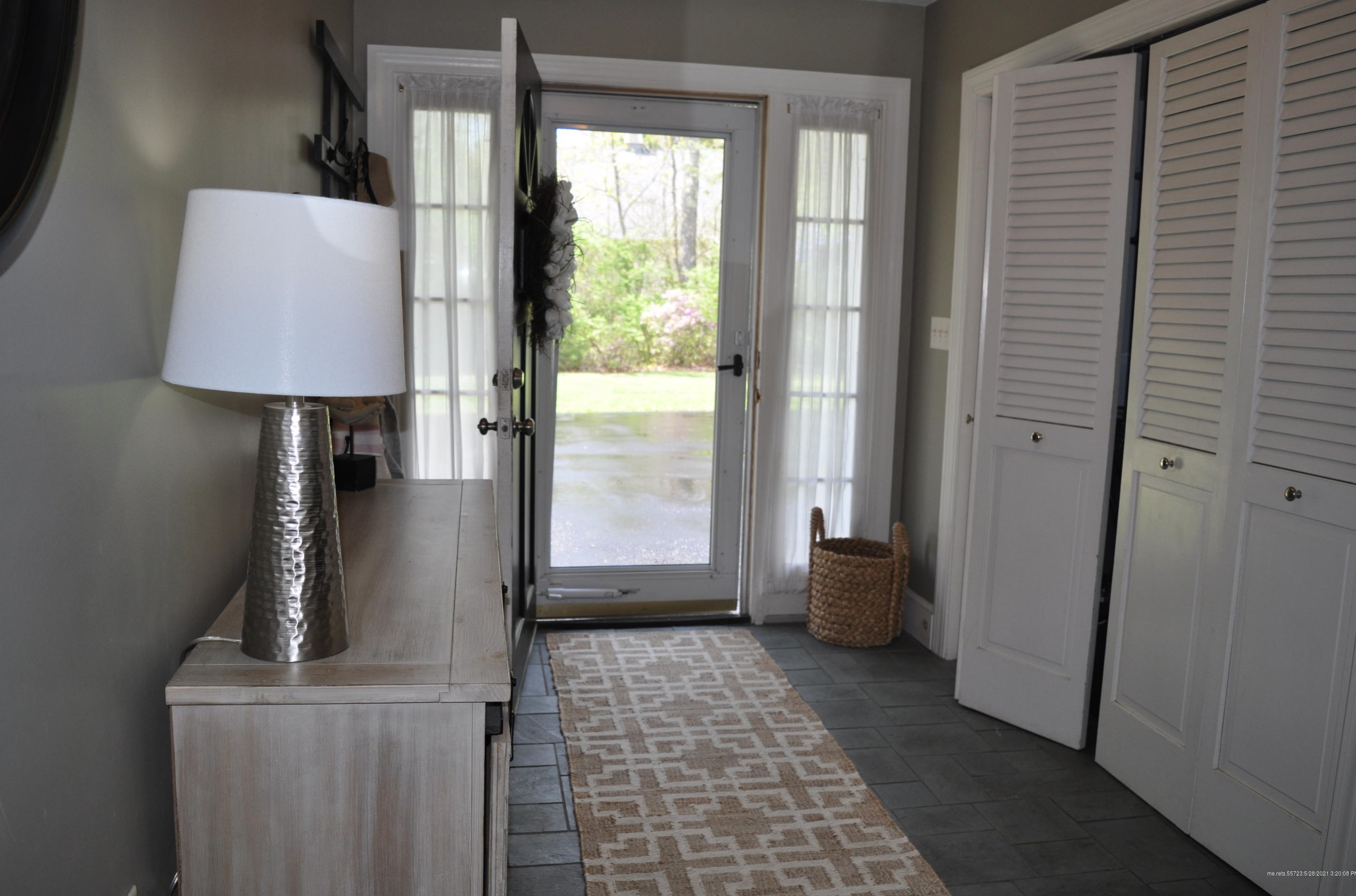 14 Ledge Rd, Portland ME  04110-1107 exterior