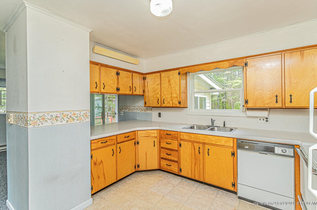 152 Davis Rd, Industry, ME 04938-6516