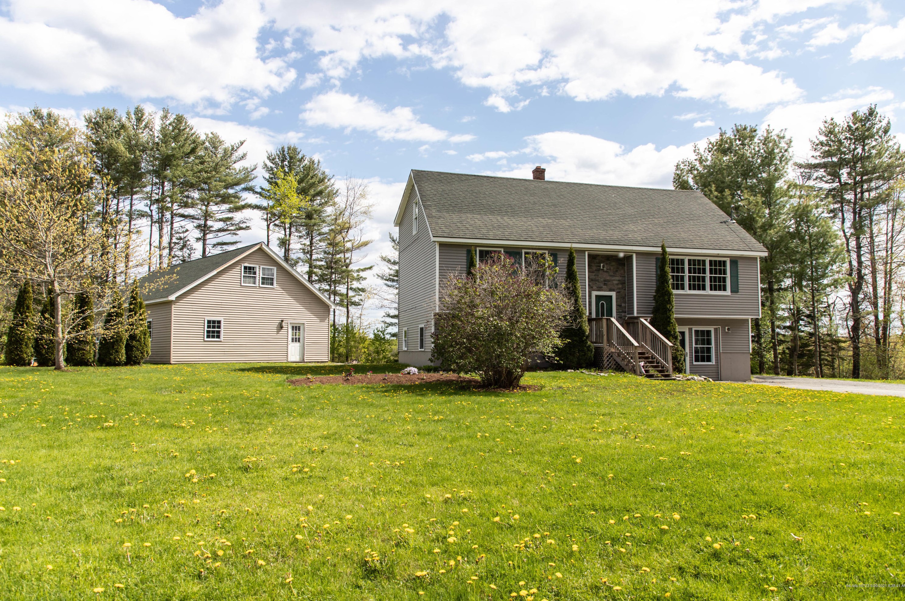 15 Ridgeview Ln, Veazie, ME 04401 exterior