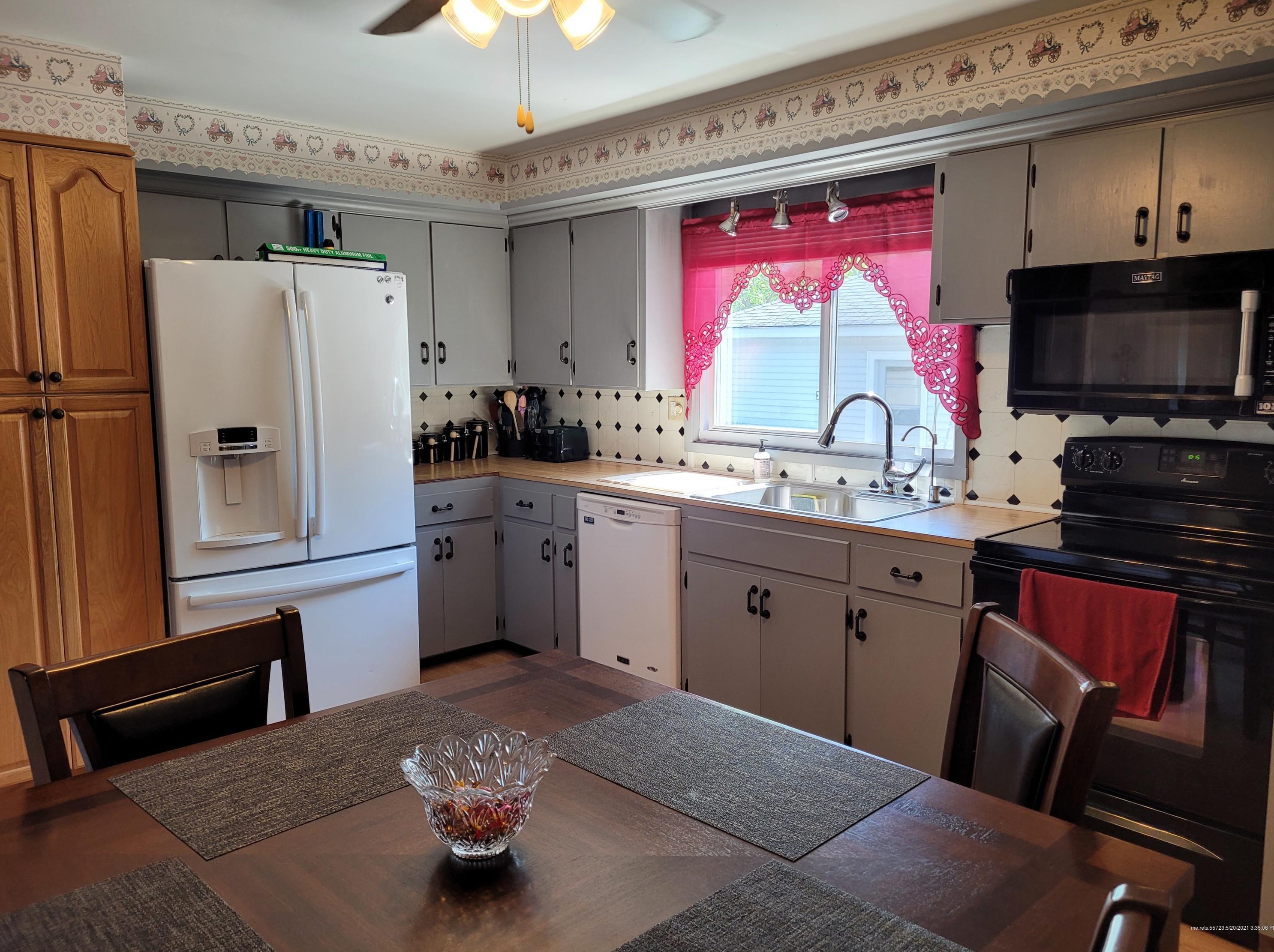 8 Joe Ave, Waterville, ME 04901