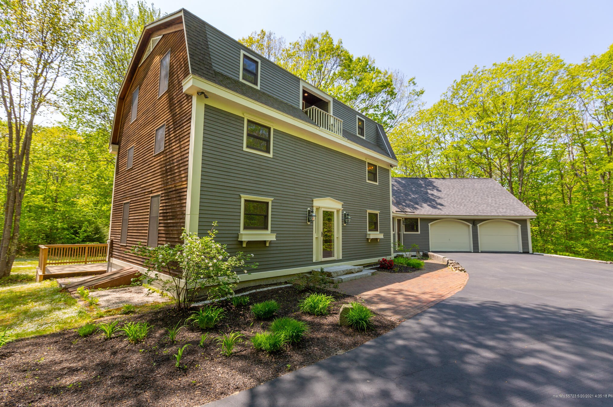 32 Valley Rd, Cumberland, ME 04021