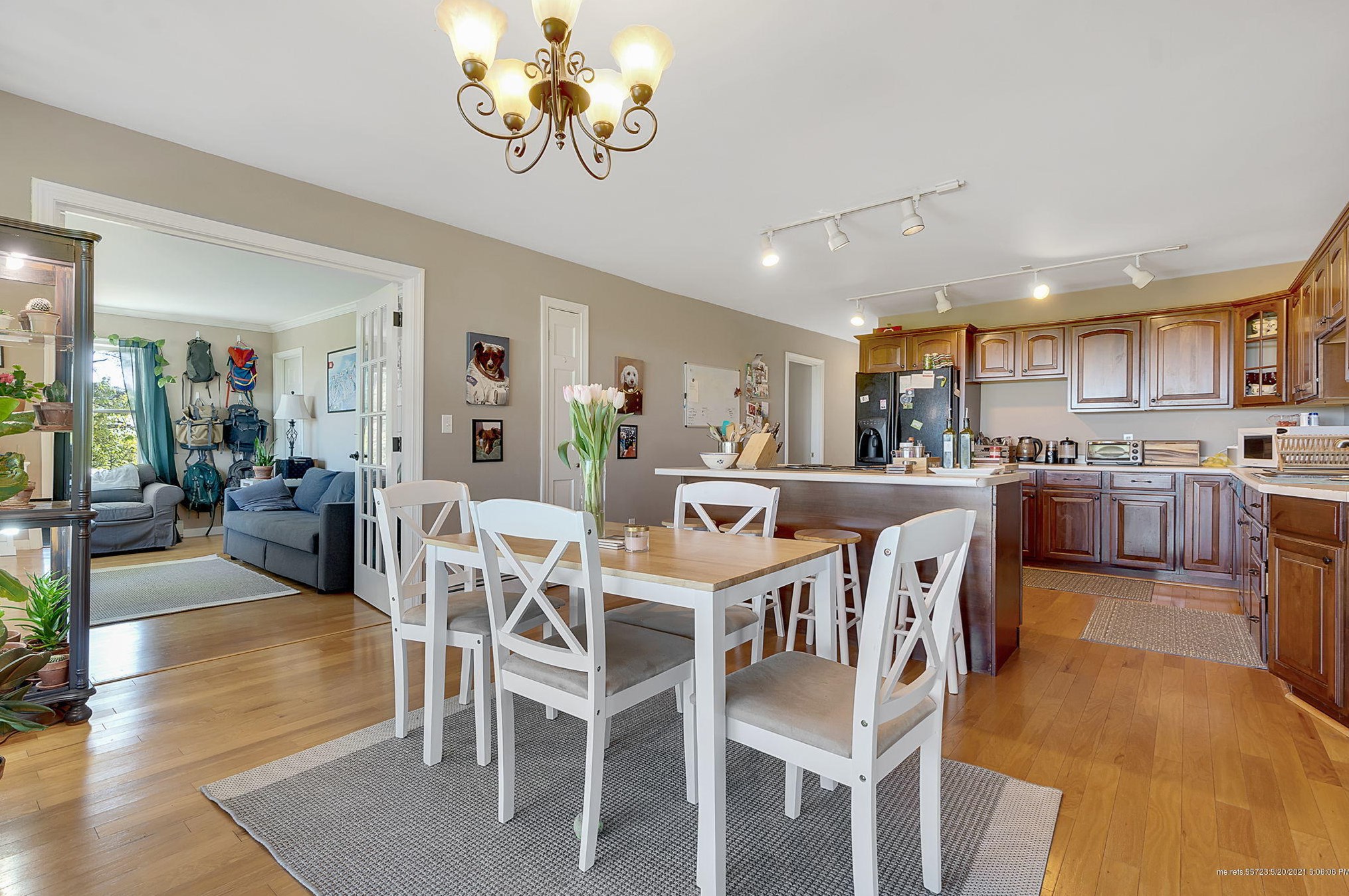 8 Victoria Ln, Portland ME  04105-2541 exterior