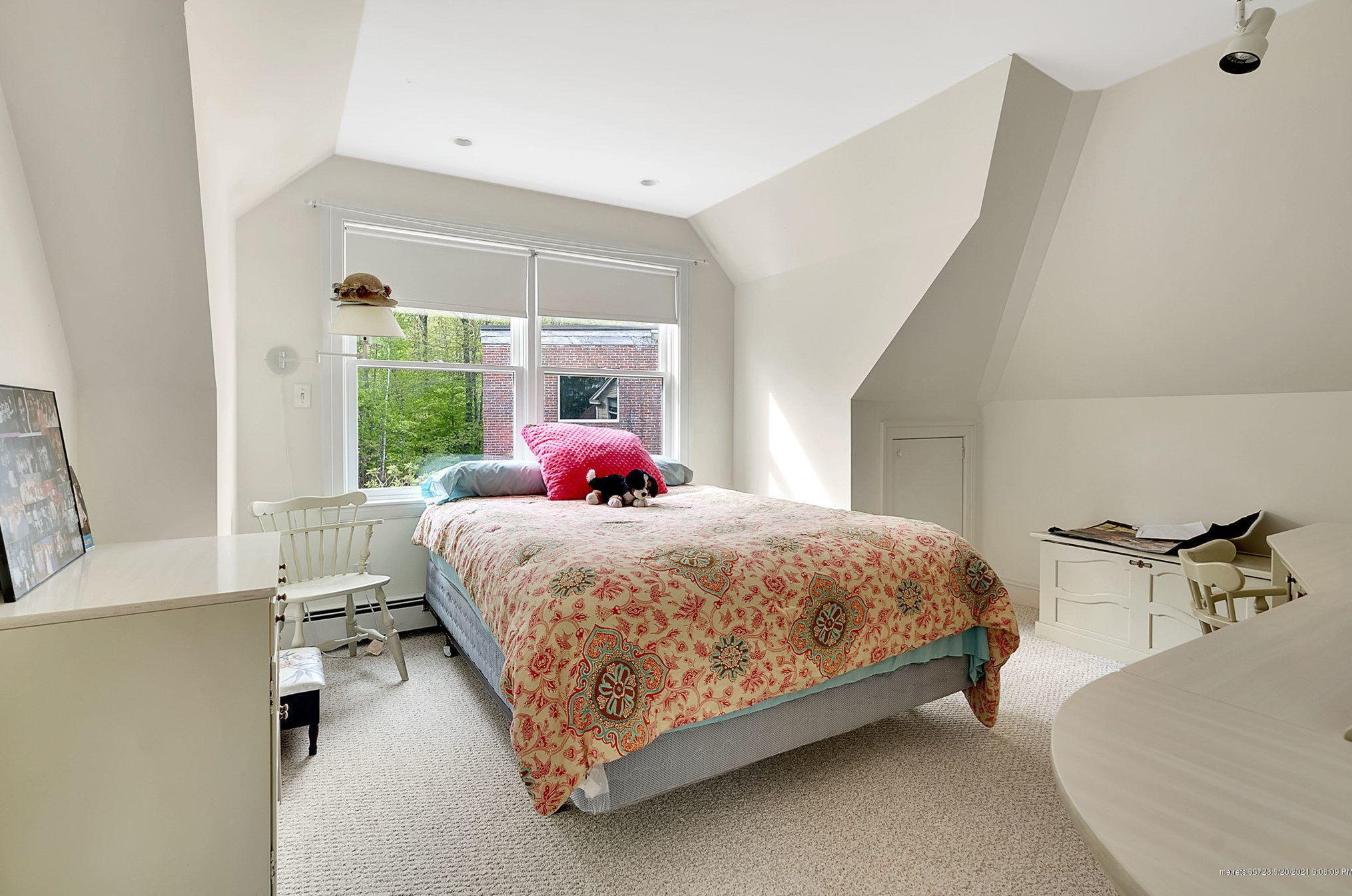 8 Victoria Ln, Portland ME  04105-2541 exterior