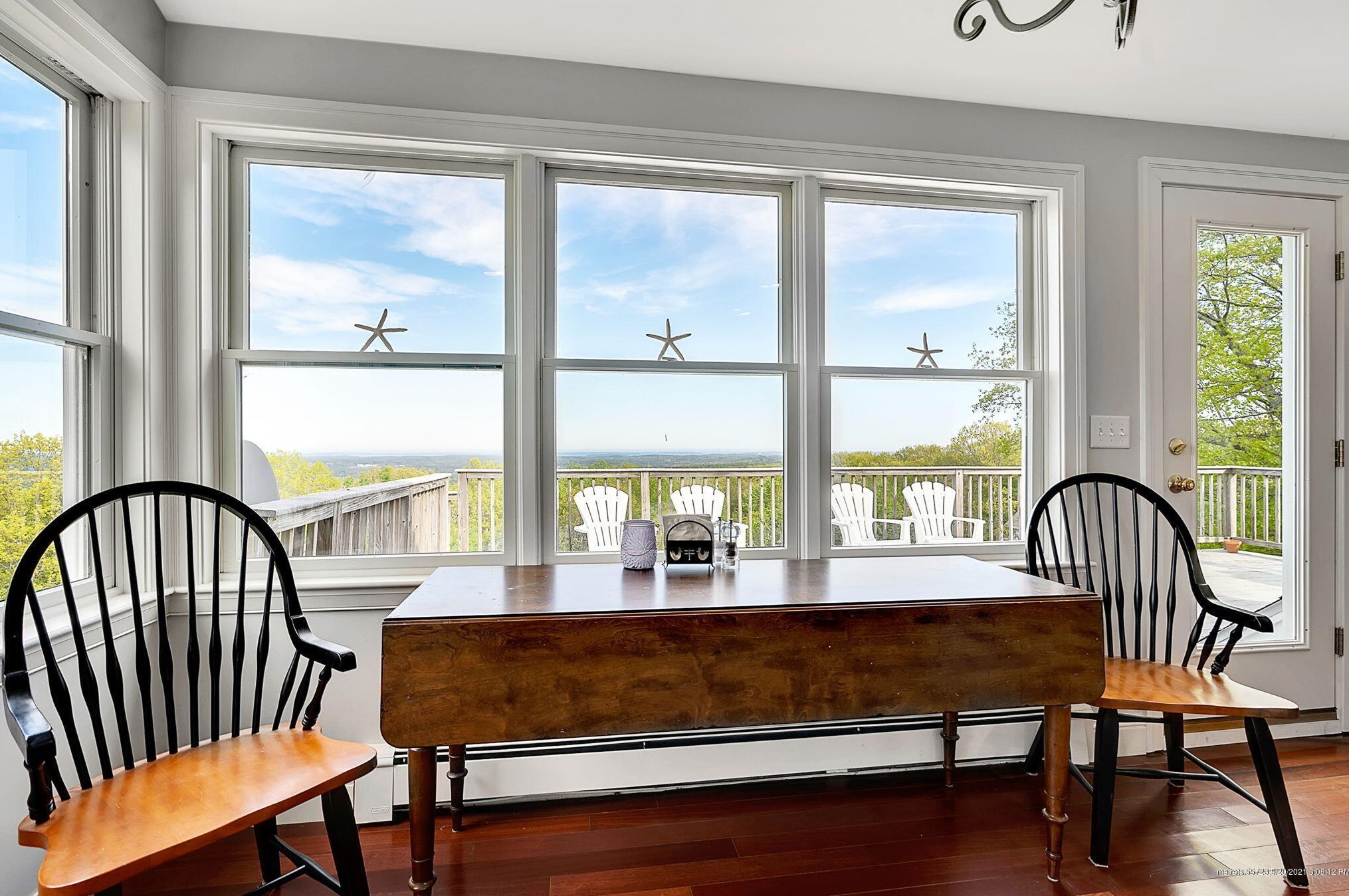 8 Victoria Ln, Portland ME  04105-2541 exterior