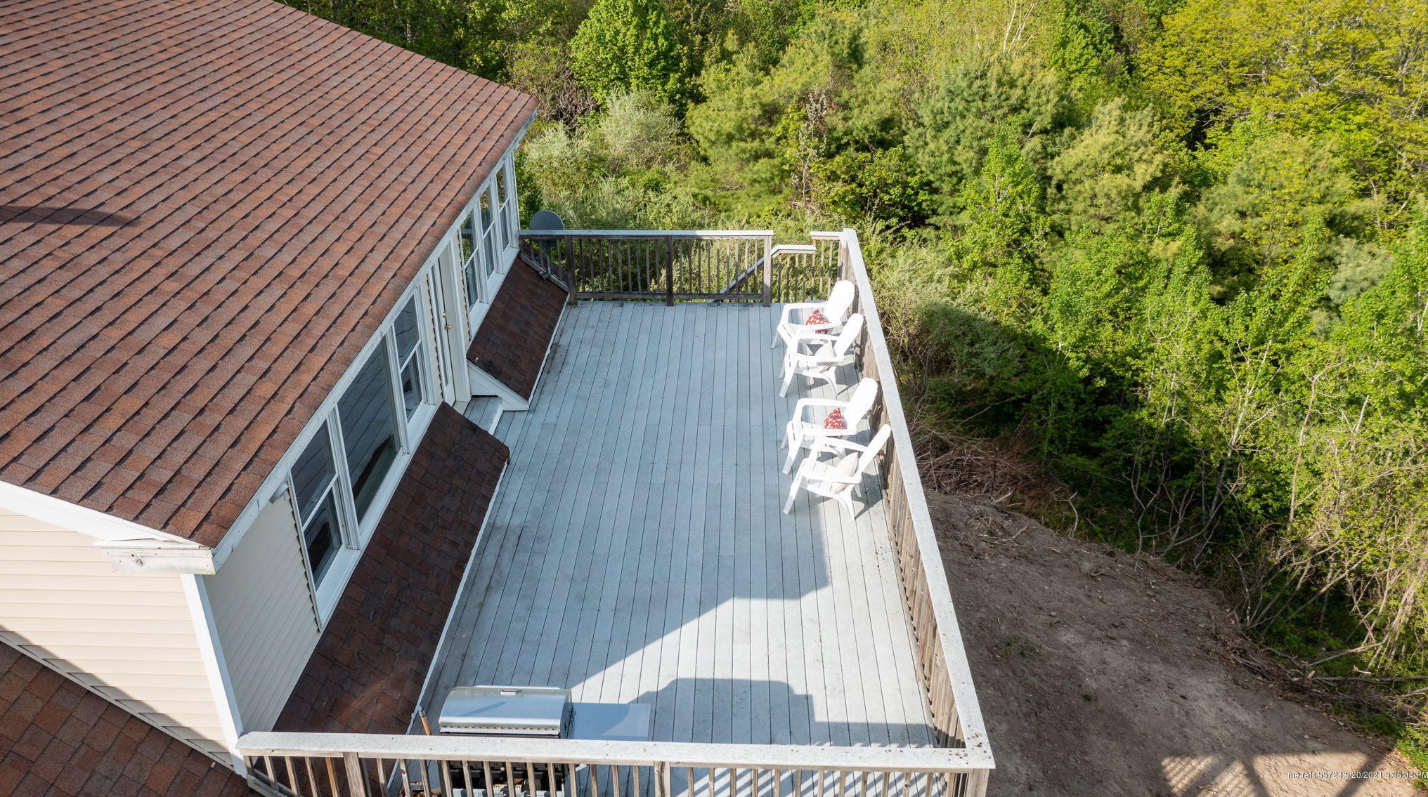 8 Victoria Ln, Portland ME  04105-2541 exterior