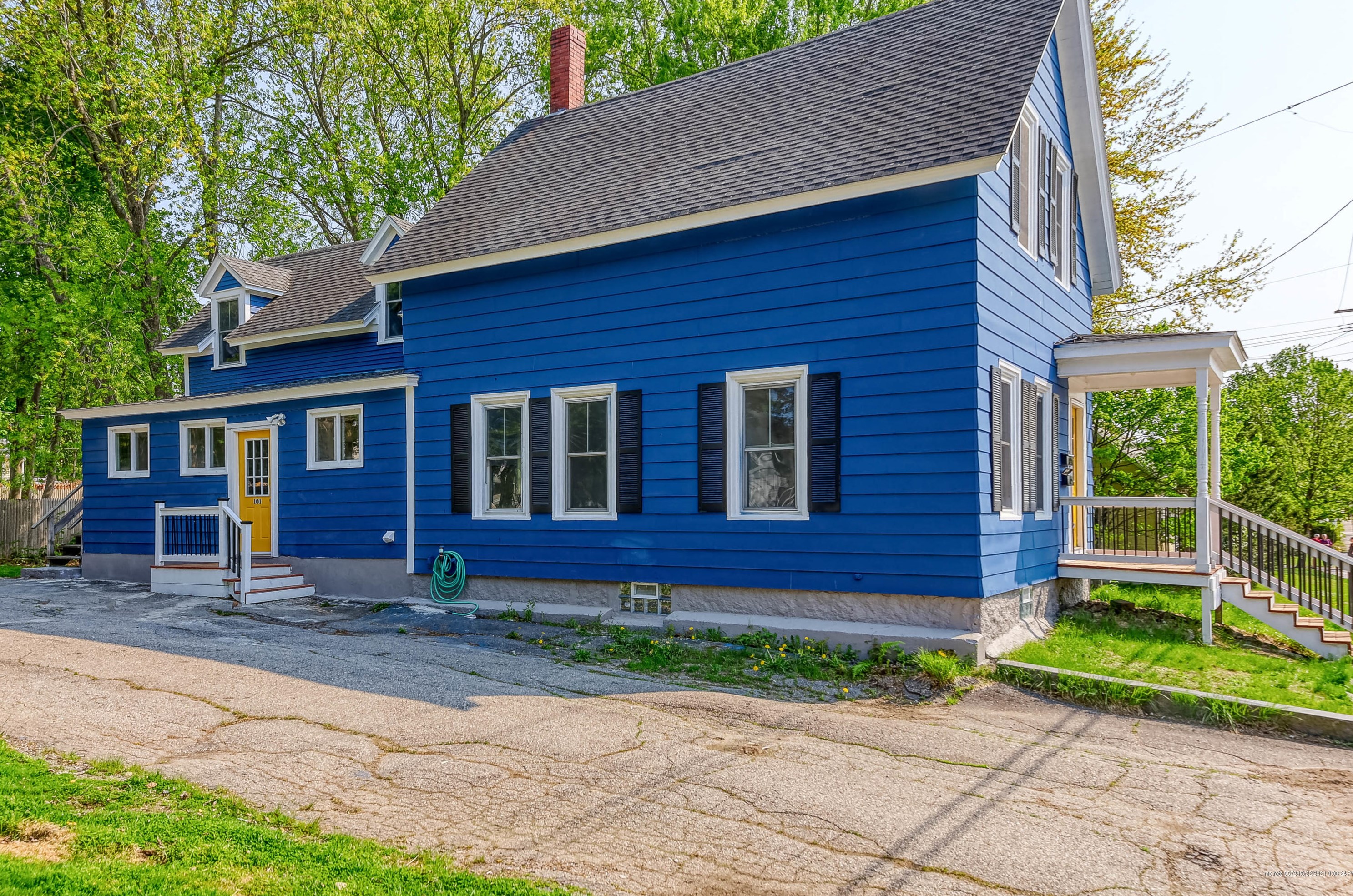 99 May St, Biddeford, ME 04005