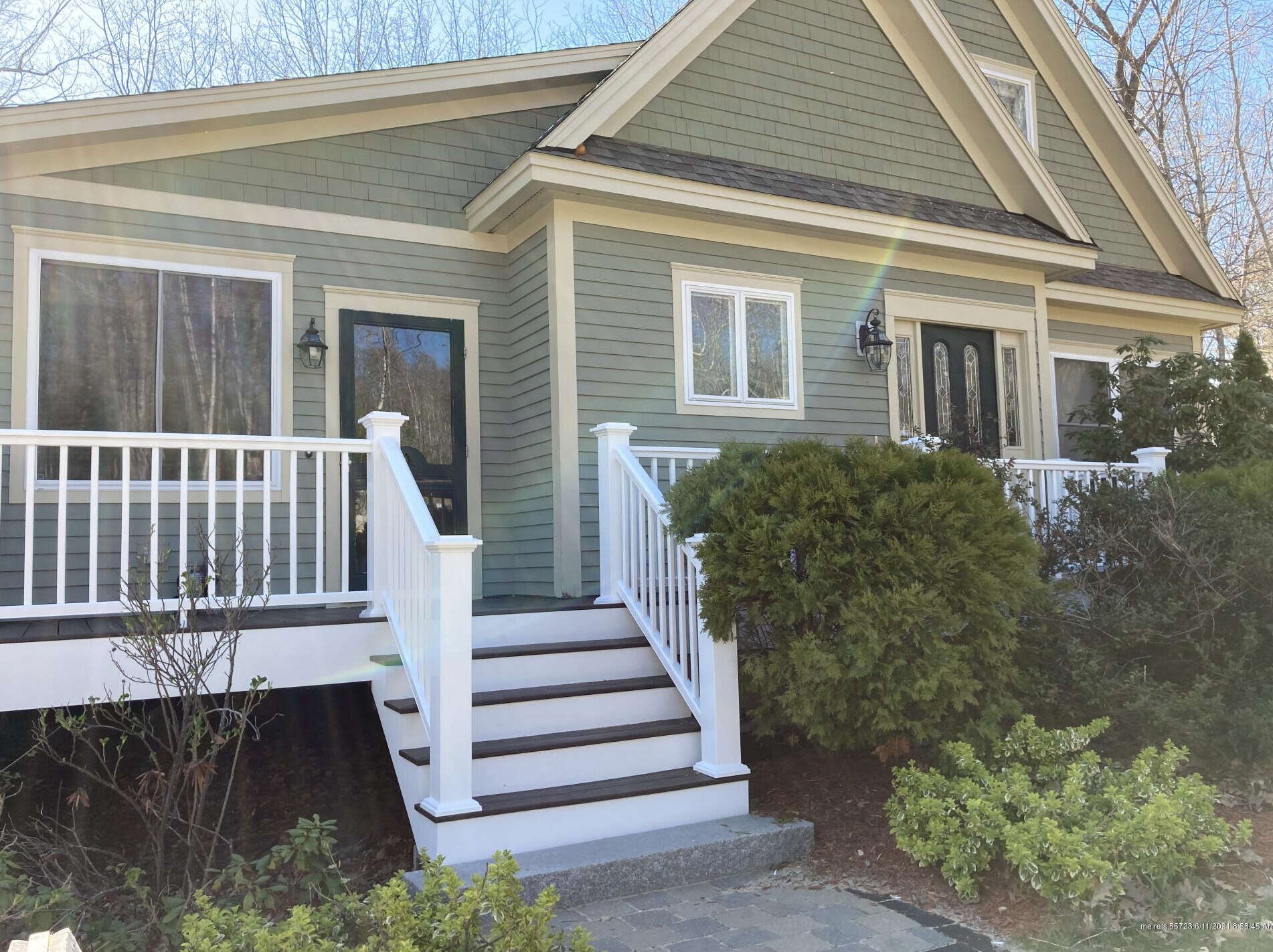 29 Lakeside Dr, Lyman, ME 04002