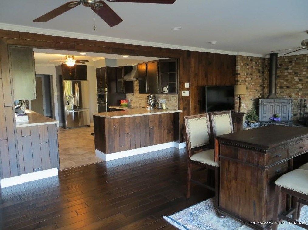 248 Pleasant St, Fort Kent ME  04743-1504 exterior