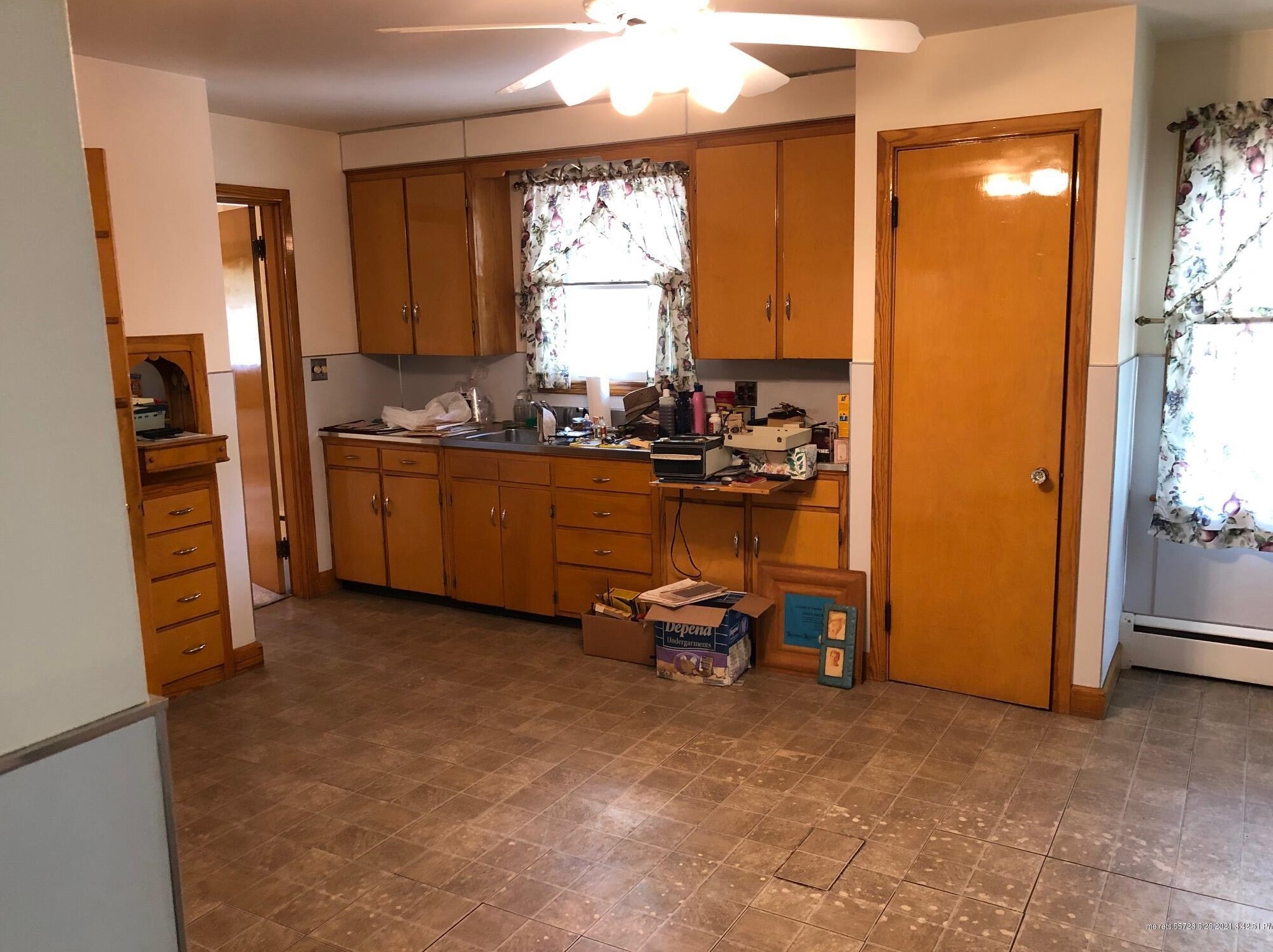 20 Baird Ave, Lewiston, ME 04240