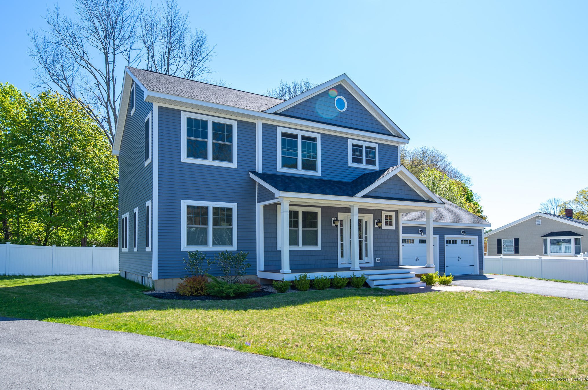 14 School, Kittery, ME 03904