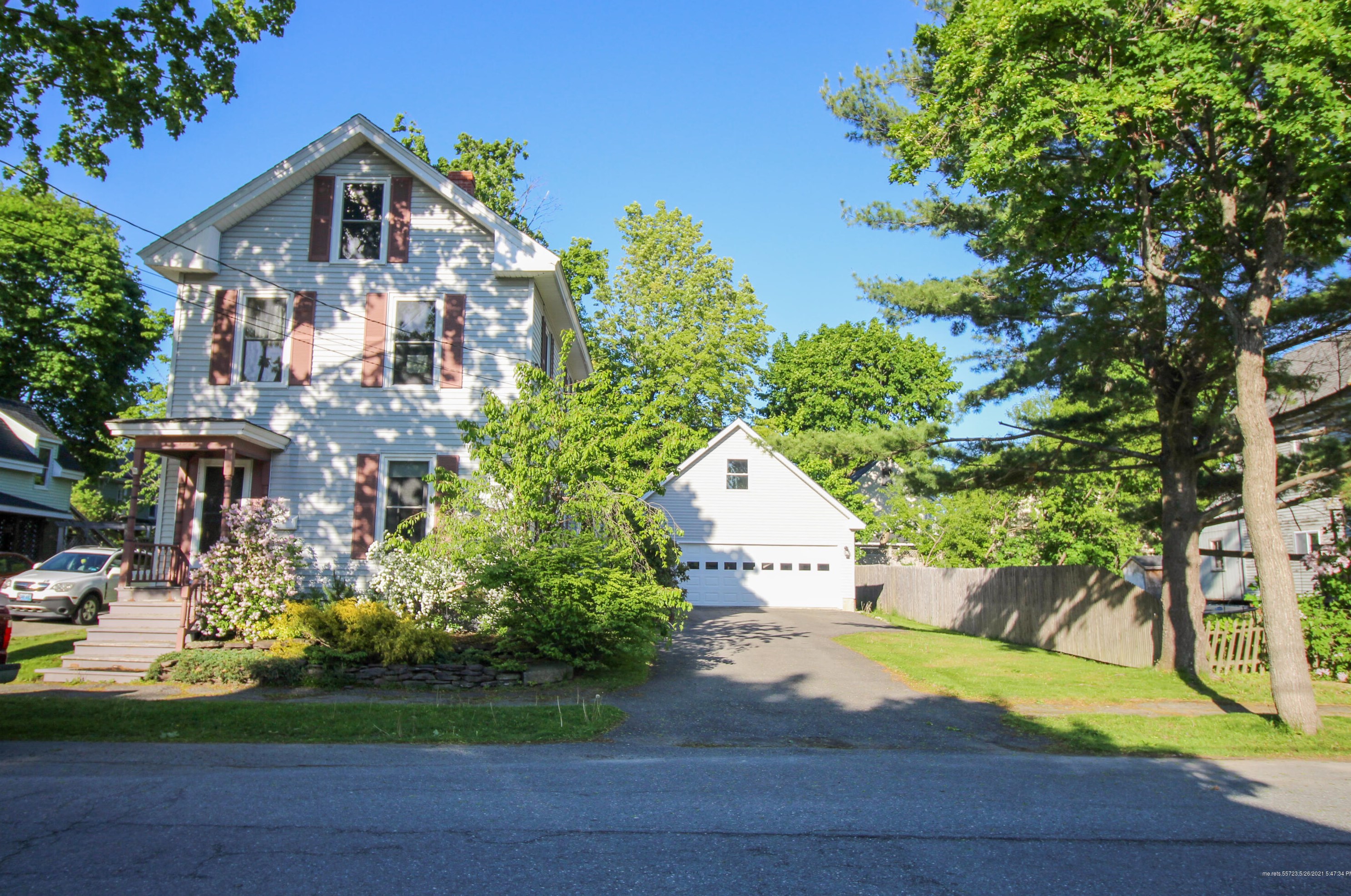 121 Elm St, Bangor, ME 04401 exterior