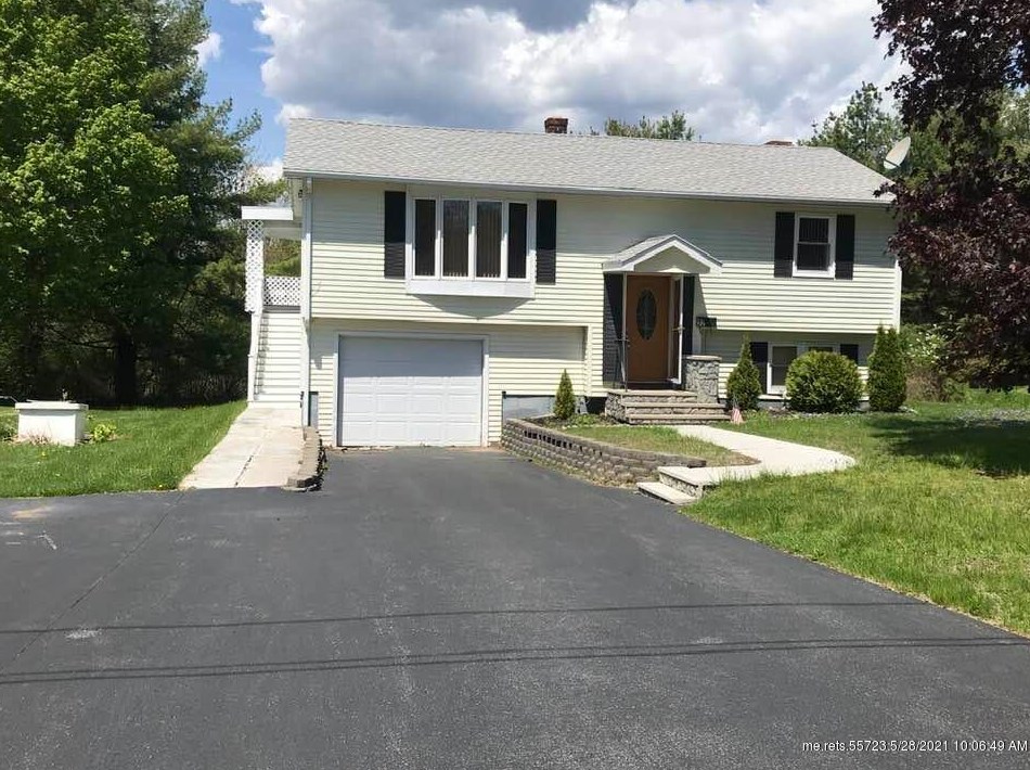 22 Plymouth Dr, Biddeford, ME 04005