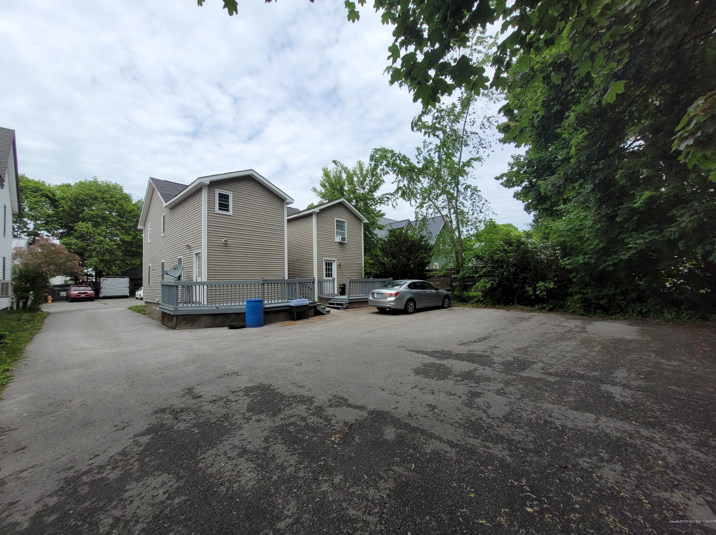 9 Howard Ln, Brewer, ME 04412