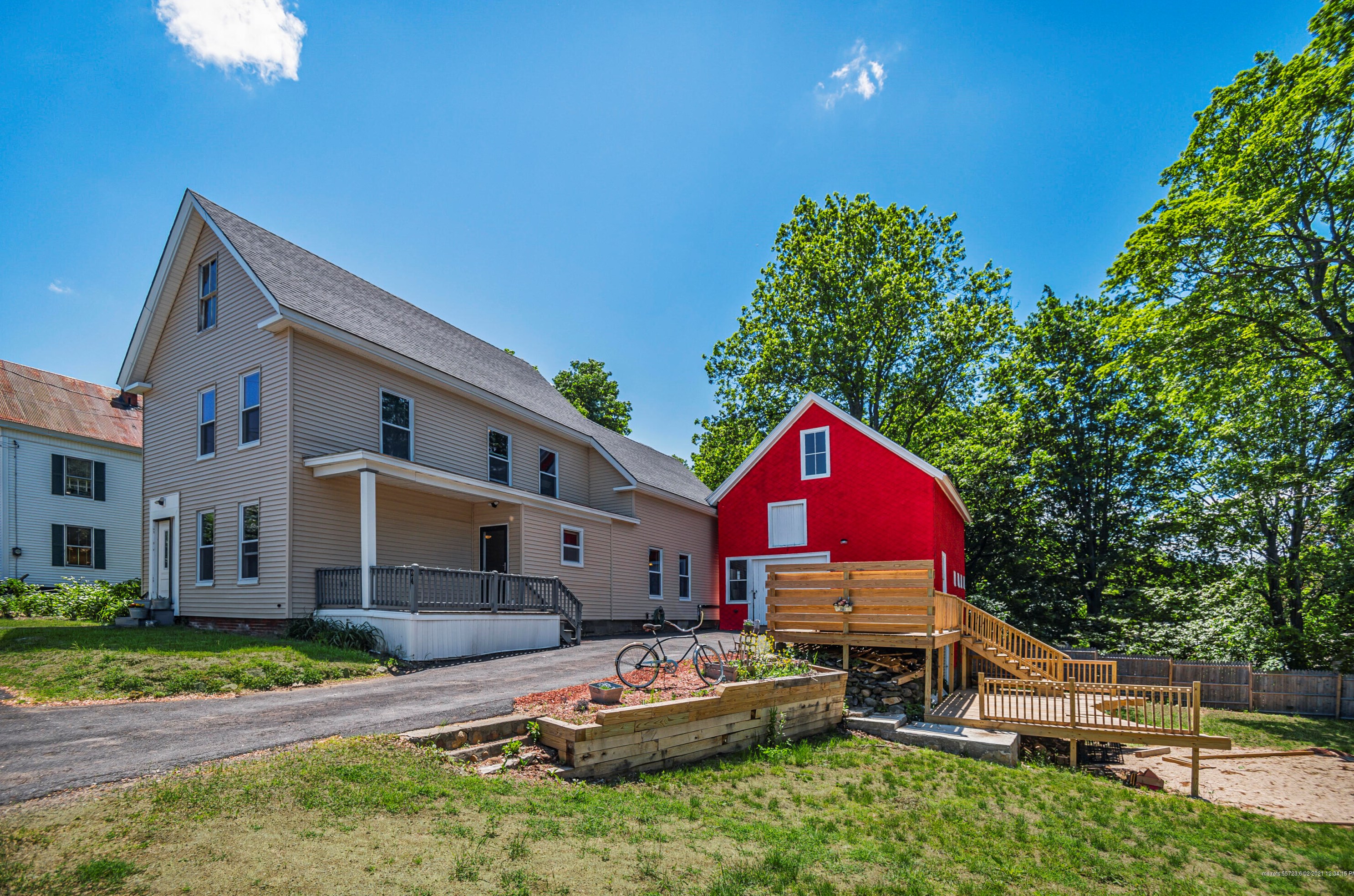 24 2nd St, Berwick, ME 03901