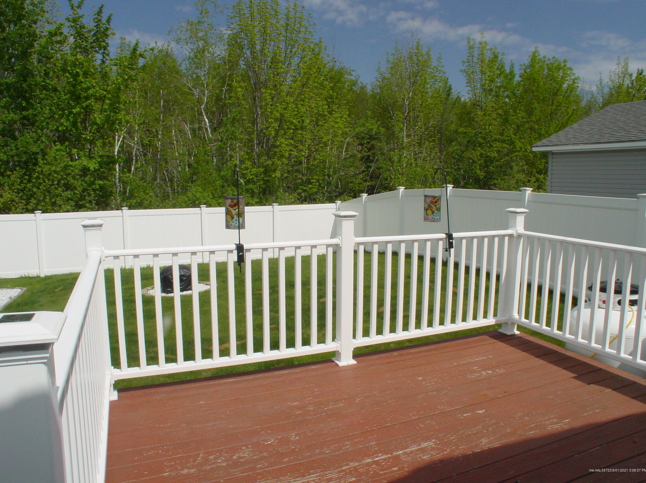 7 Ledge Cir, Bangor ME  04401-2594 exterior