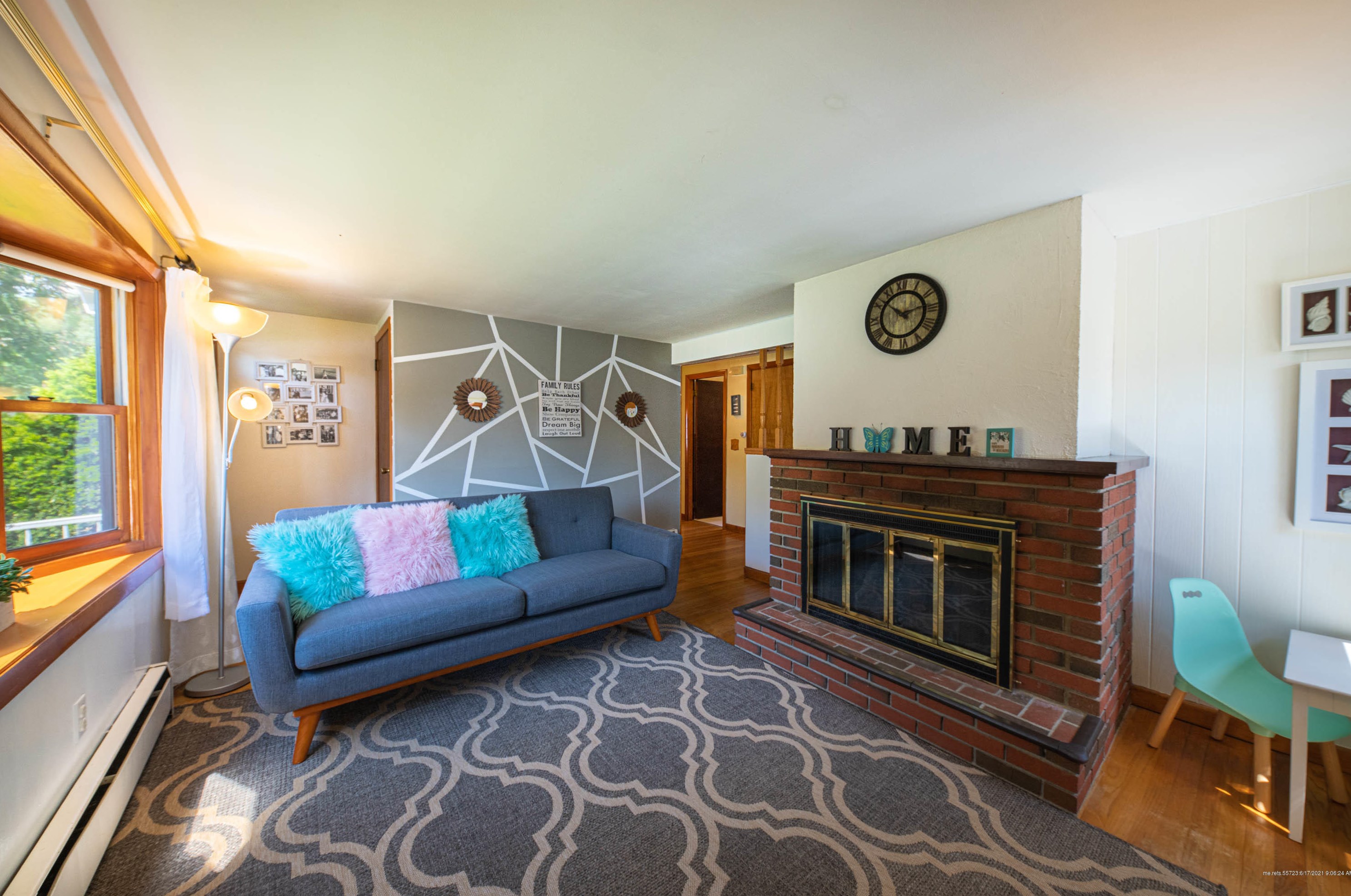 59 Oriole St, Westbrook ME  04092-3813 exterior