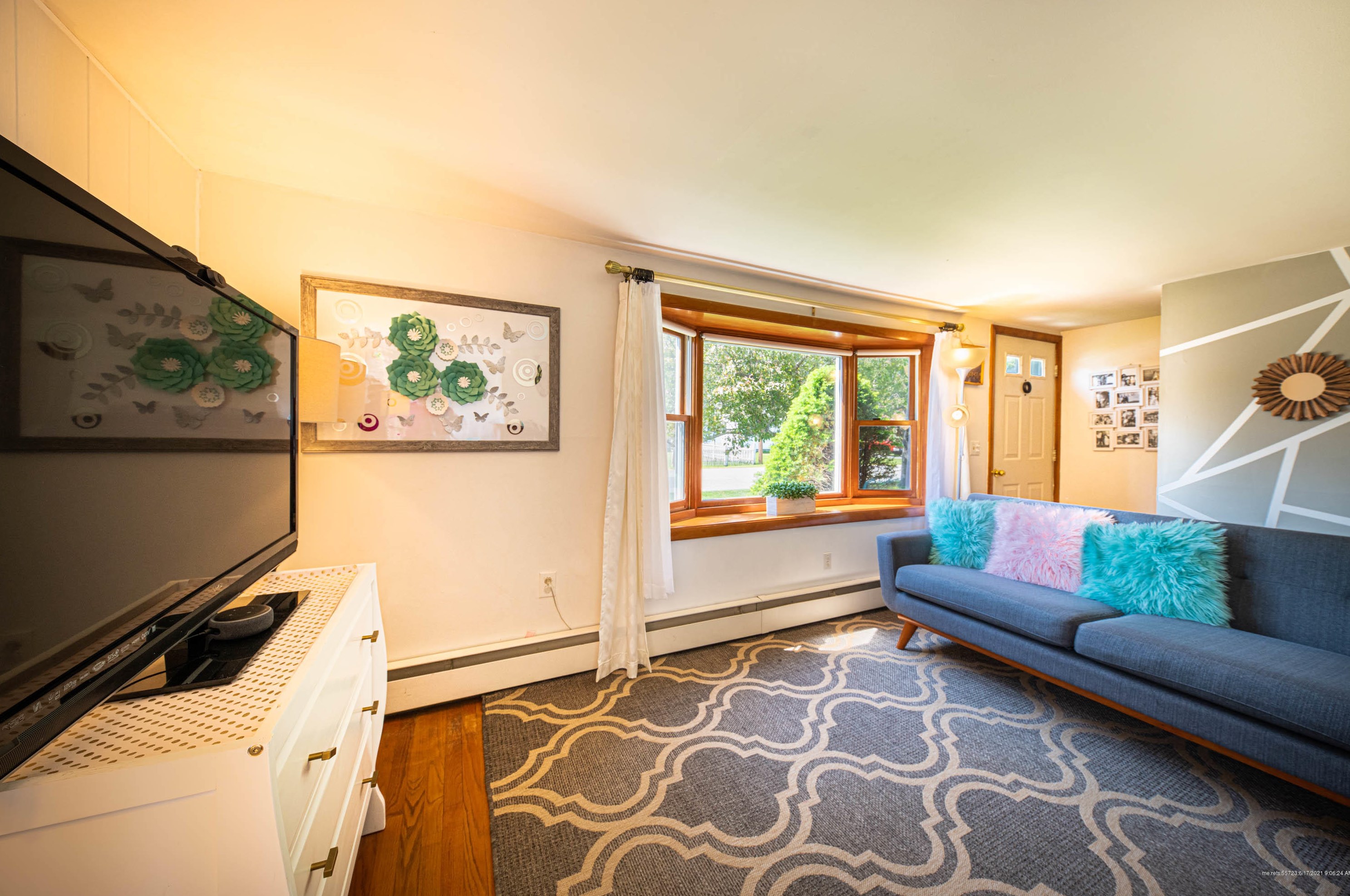 59 Oriole St, Westbrook ME  04092-3813 exterior