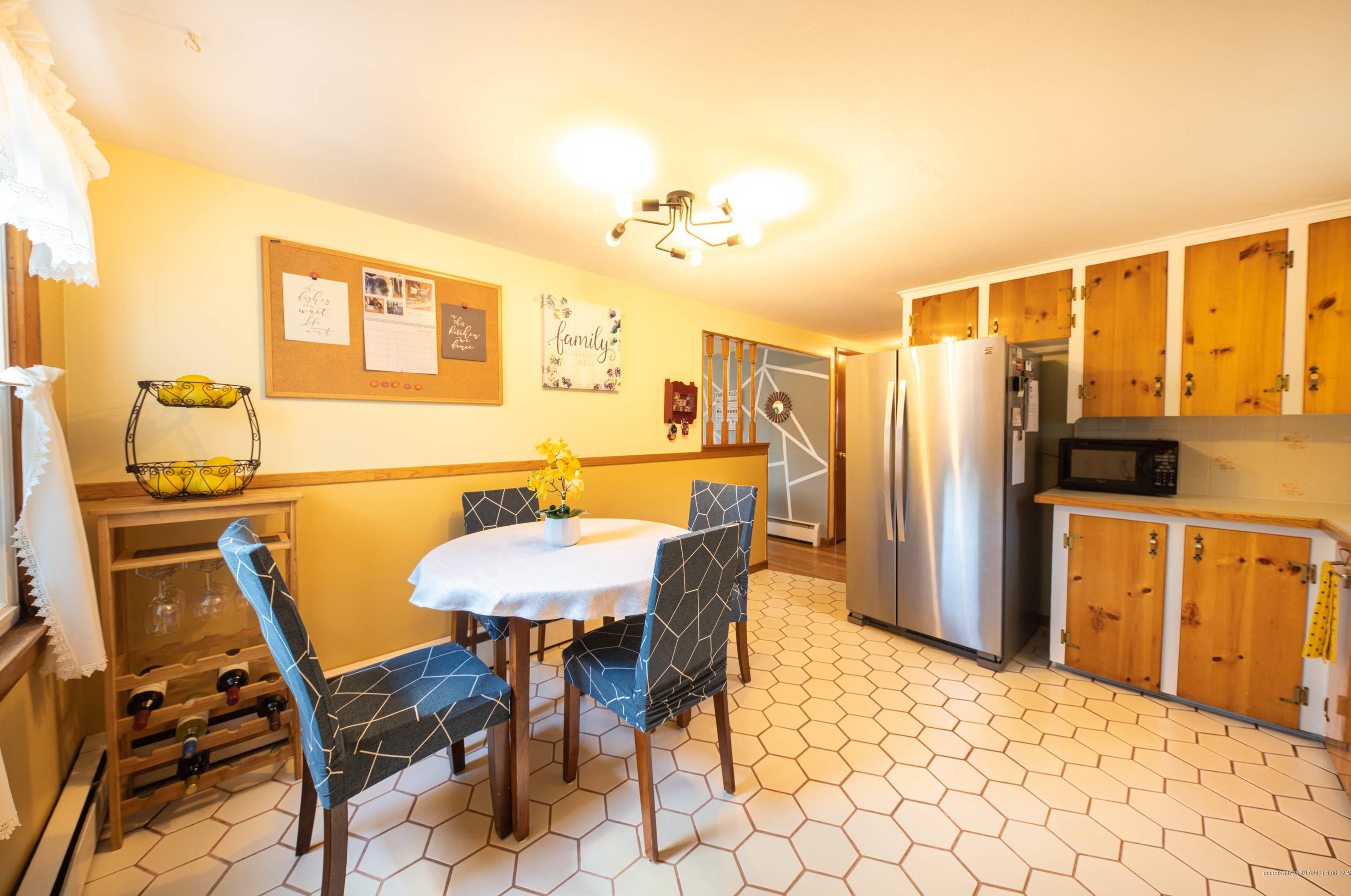 59 Oriole St, Westbrook ME  04092-3813 exterior