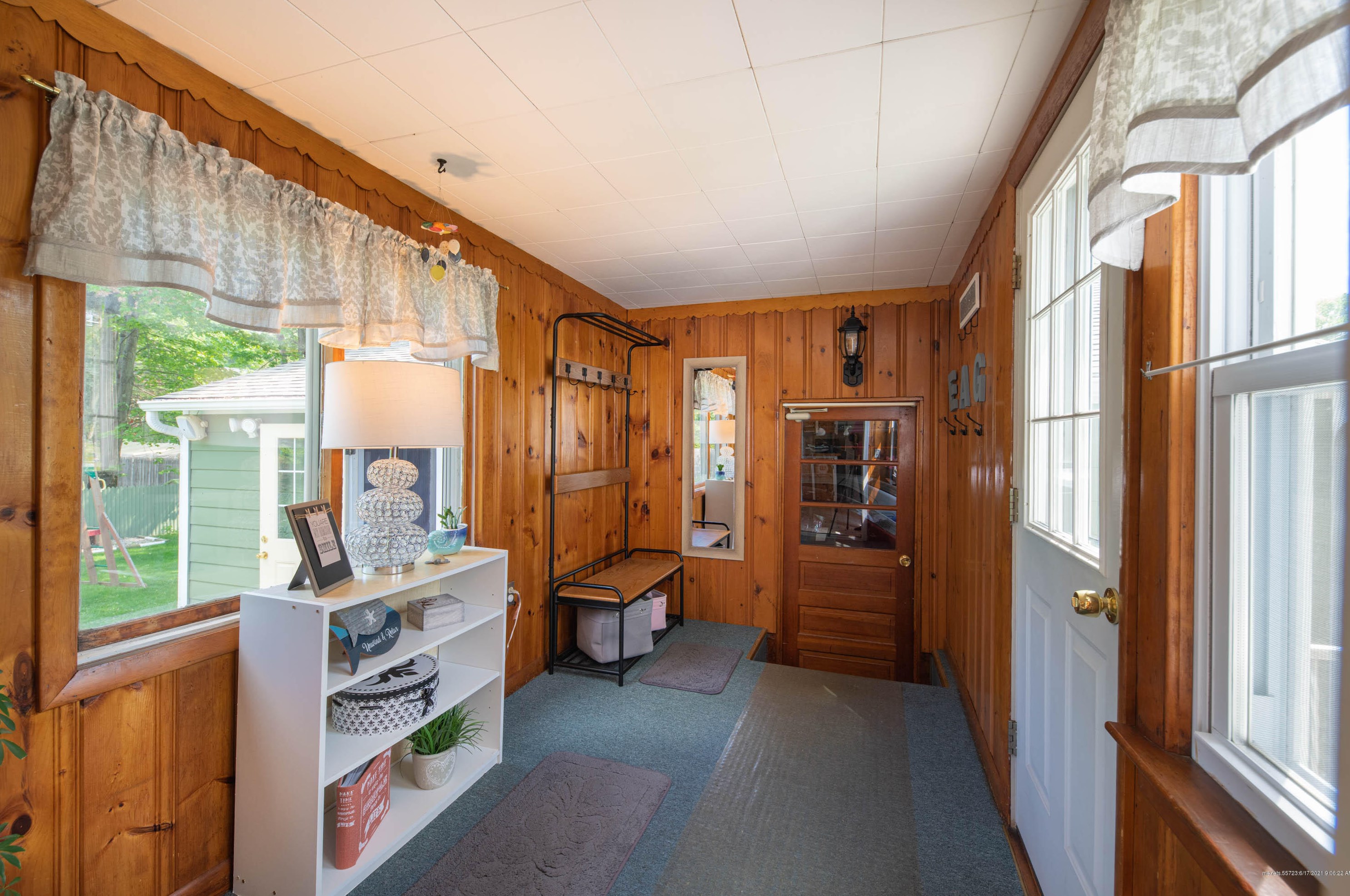 59 Oriole St, Westbrook ME  04092-3813 exterior