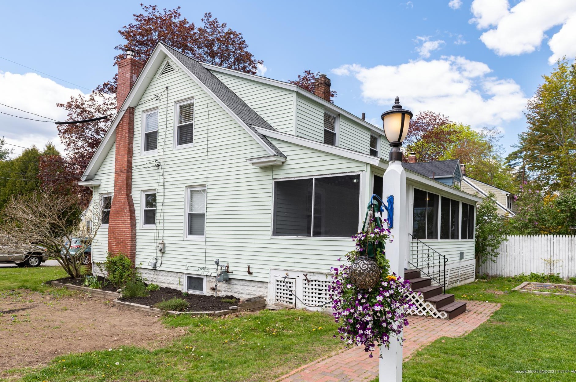 21 Rhode Island Ave, Portland, ME 04106-6033