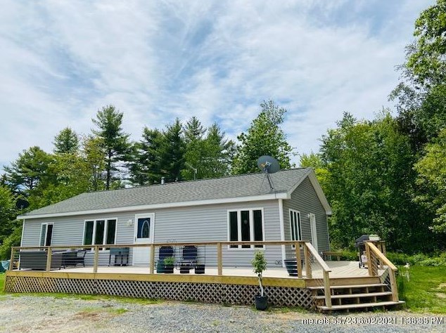 21 Harry Carter Ln, Blue Hill, ME 04614