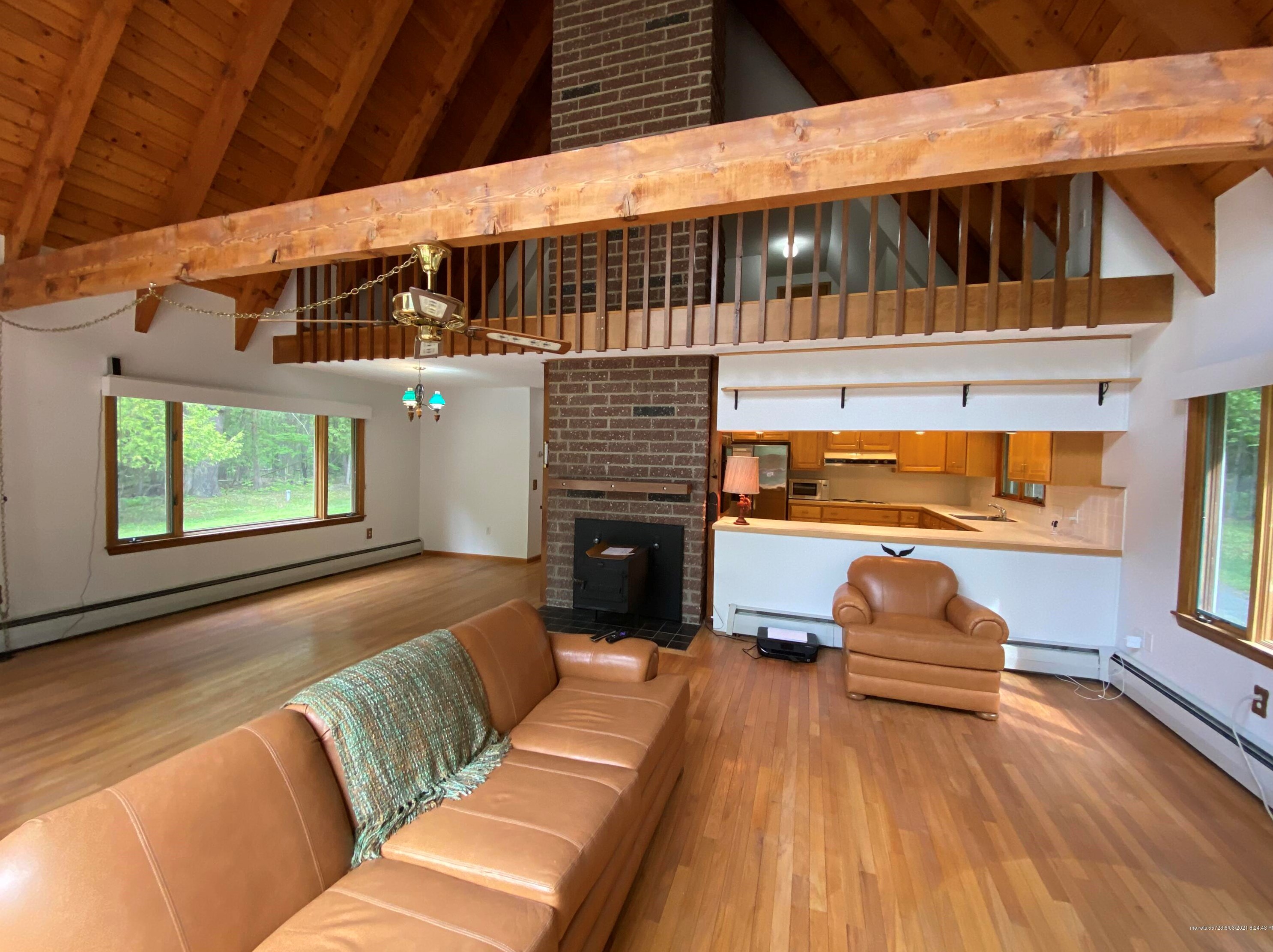 21 Upper Oak Point Rd, Winterport, ME 04496