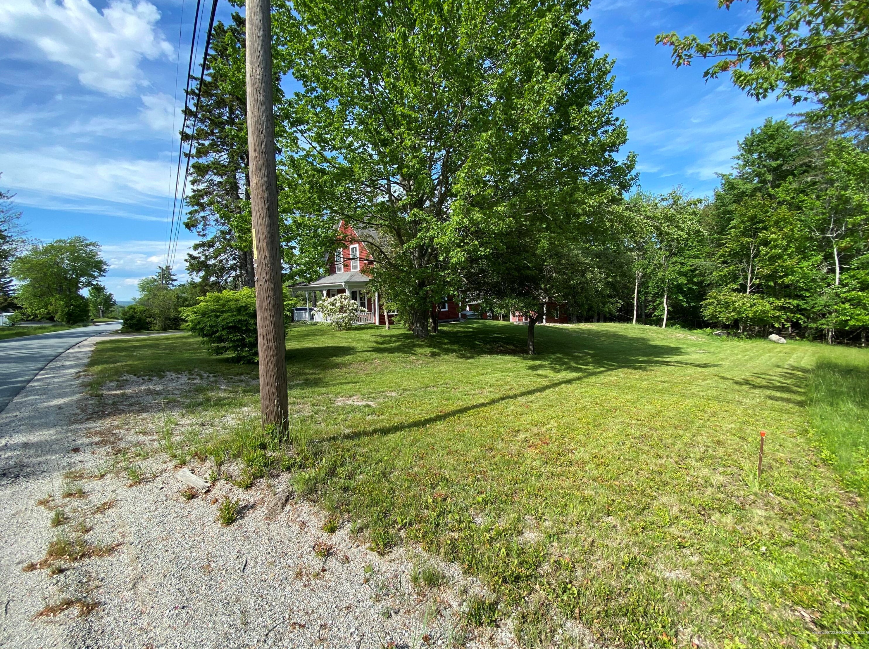 96 Point Rd, Hancock ME  04640-3700 exterior