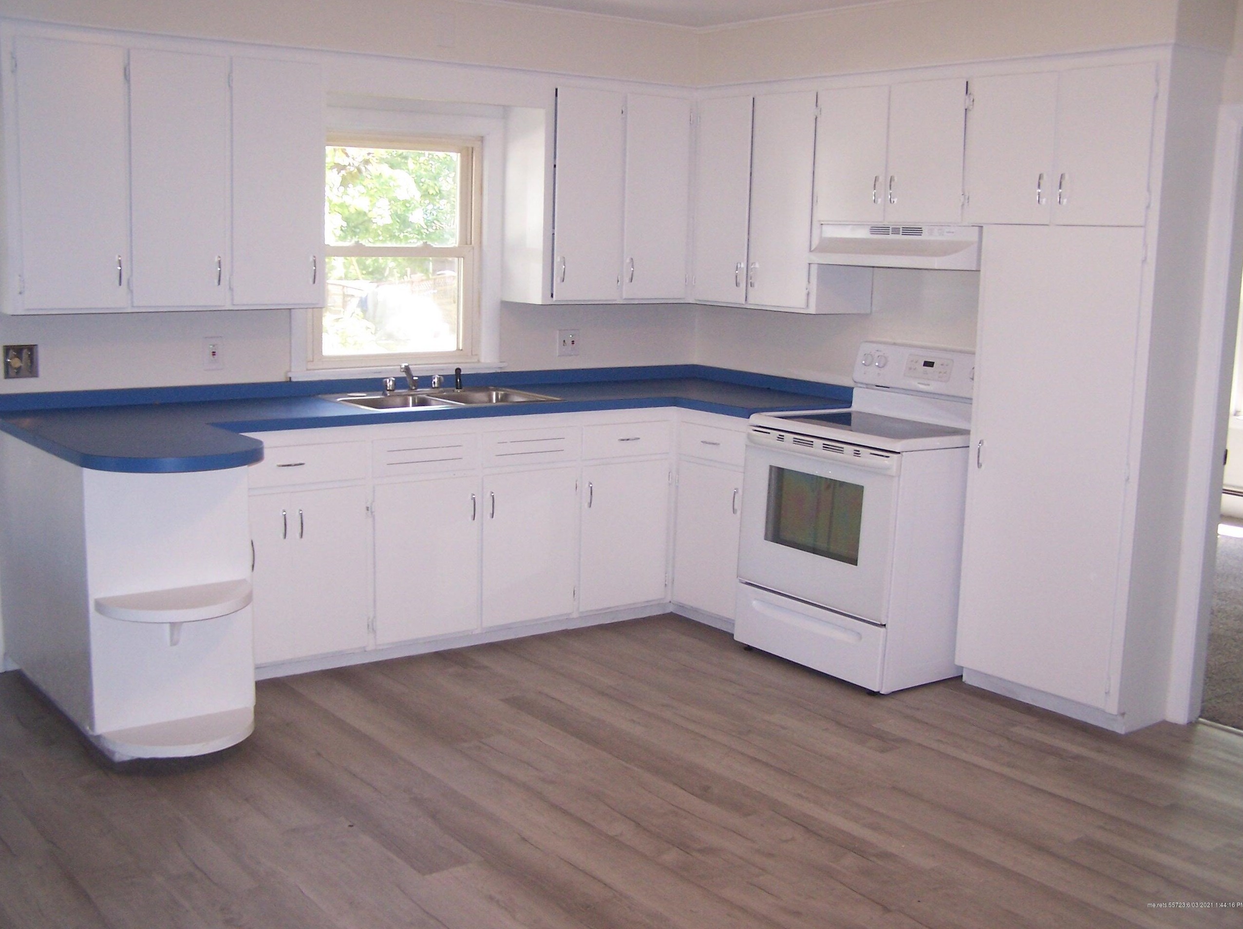 48 Dumont Ave, Lewiston, ME 04240