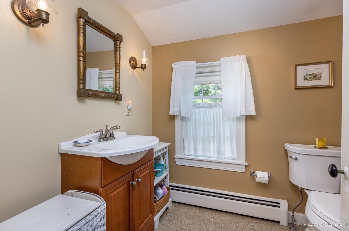 34 Morrill Ave, Gorham ME  04038-1432 exterior