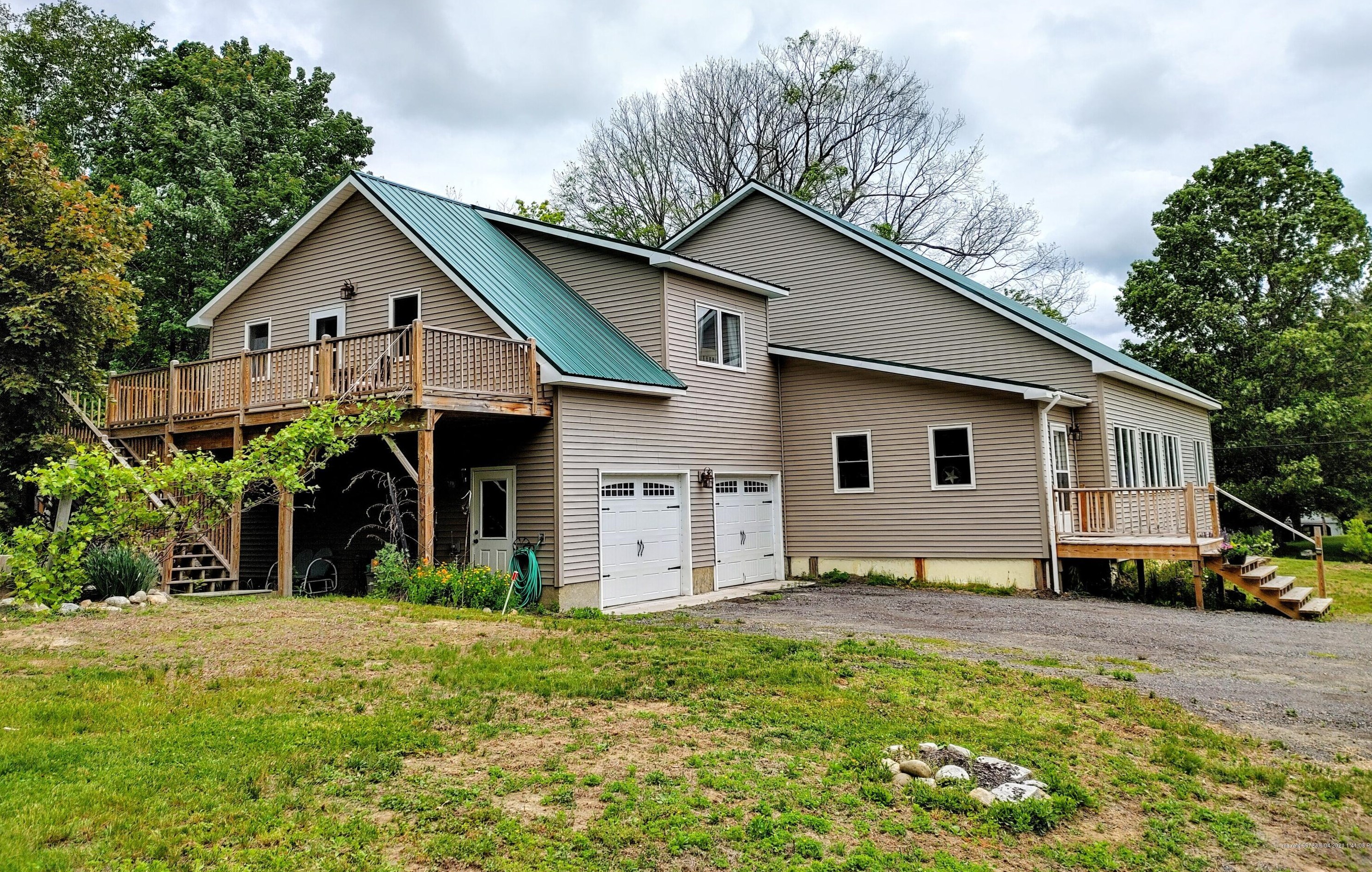 33 Blaine Rd, Farmingdale, ME 04344