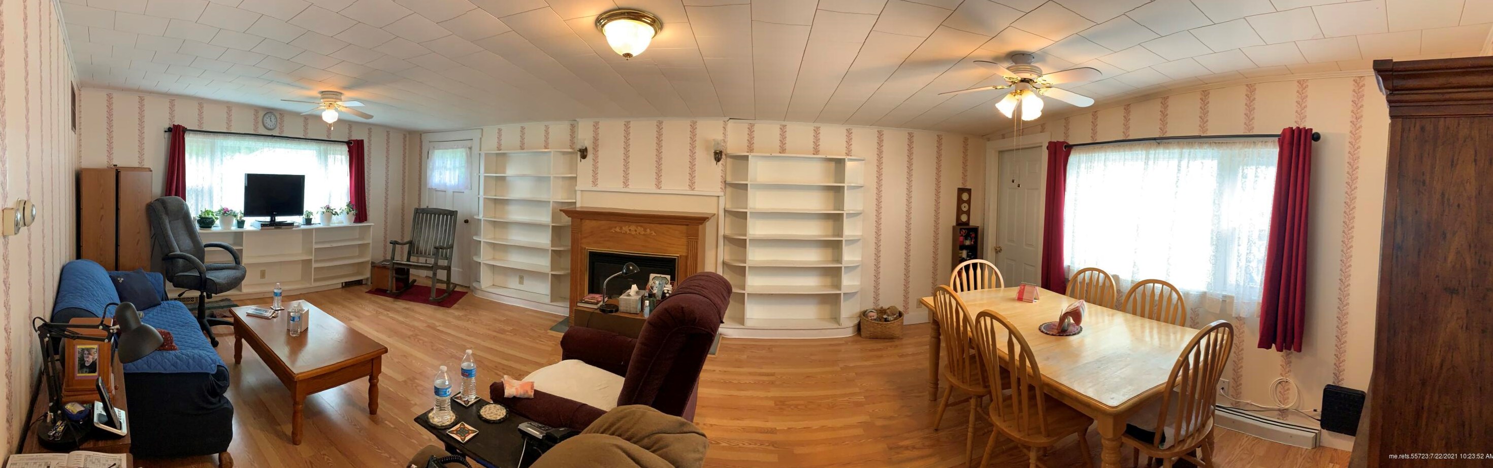 25 High St, Milo, ME 04463