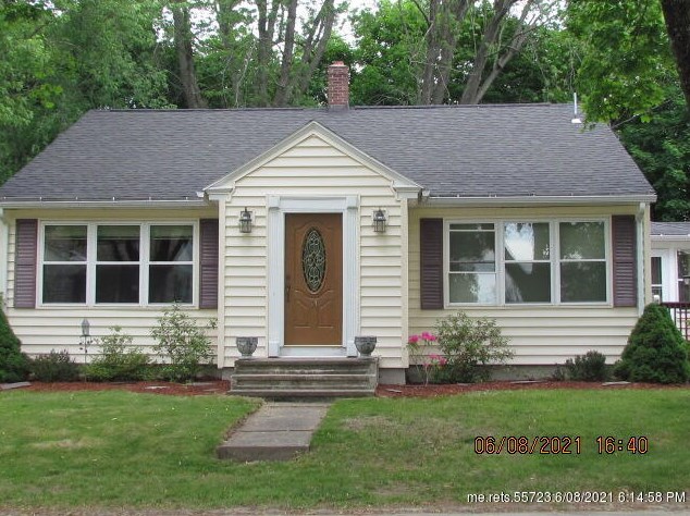 34 Mary St, Lewiston, ME 04240