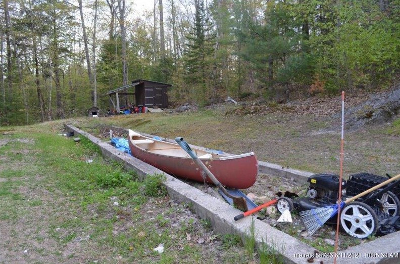 430 Lambs Mill Rd, Naples, ME 04055